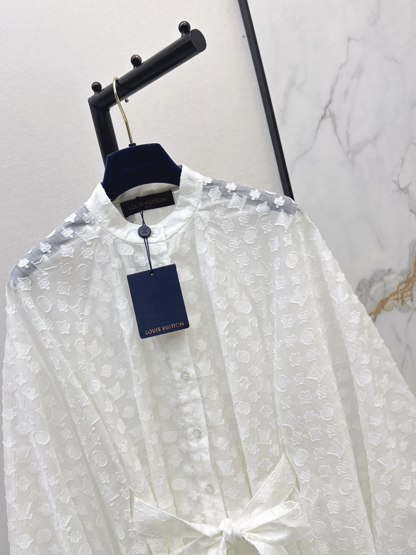 Loui 26ss jacquard lantern sleeve shirt