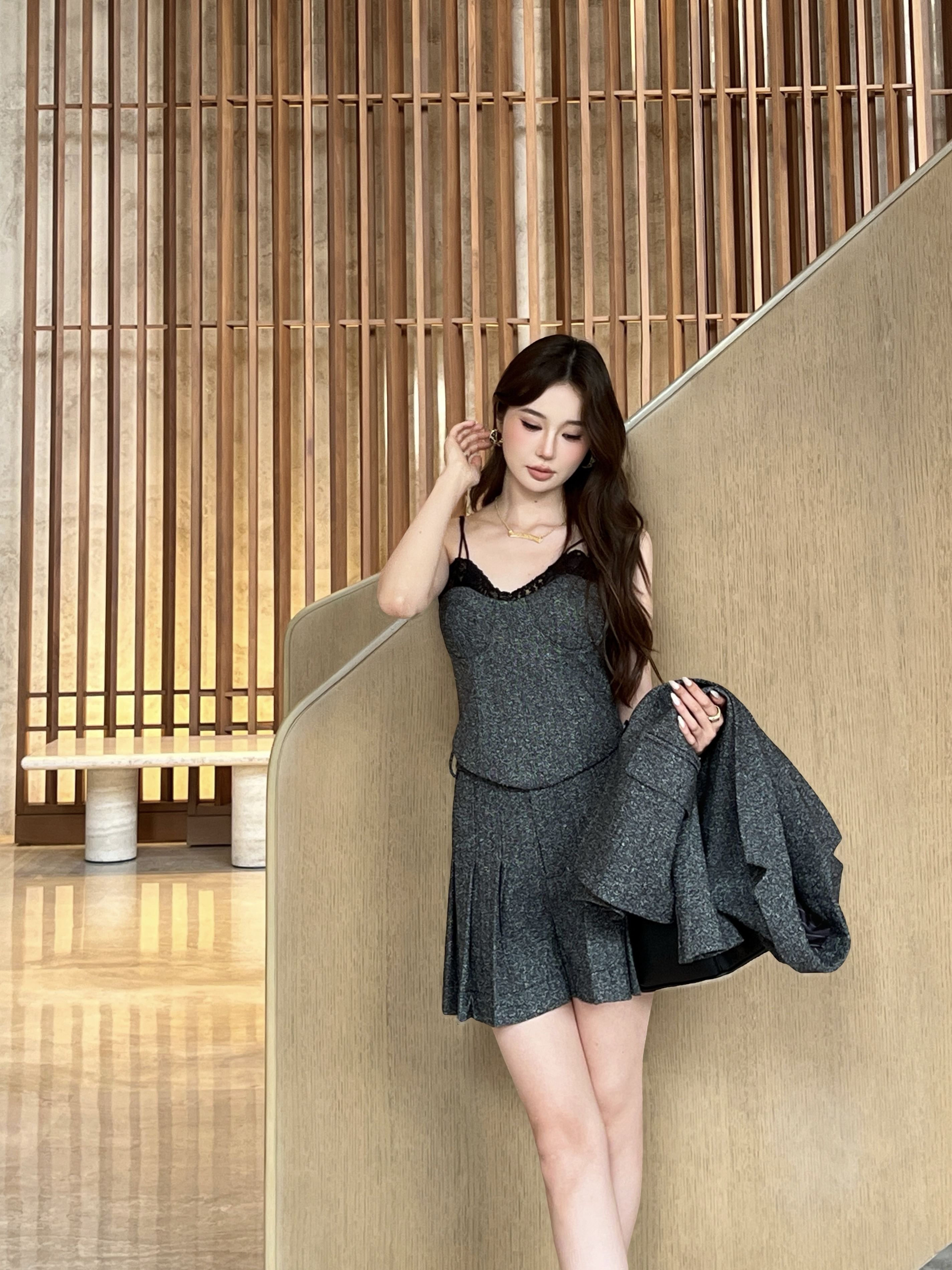 ES 26ss lace tube top