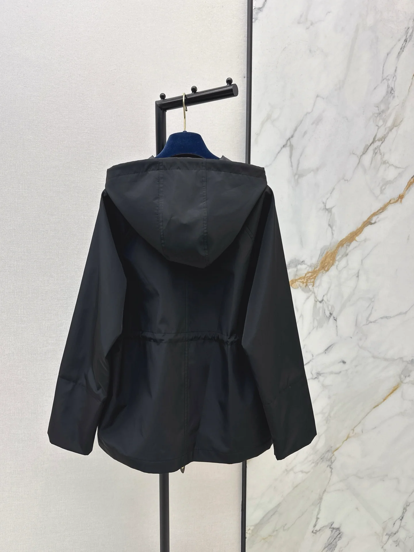 Louis 25fw drawstring hooded jacket