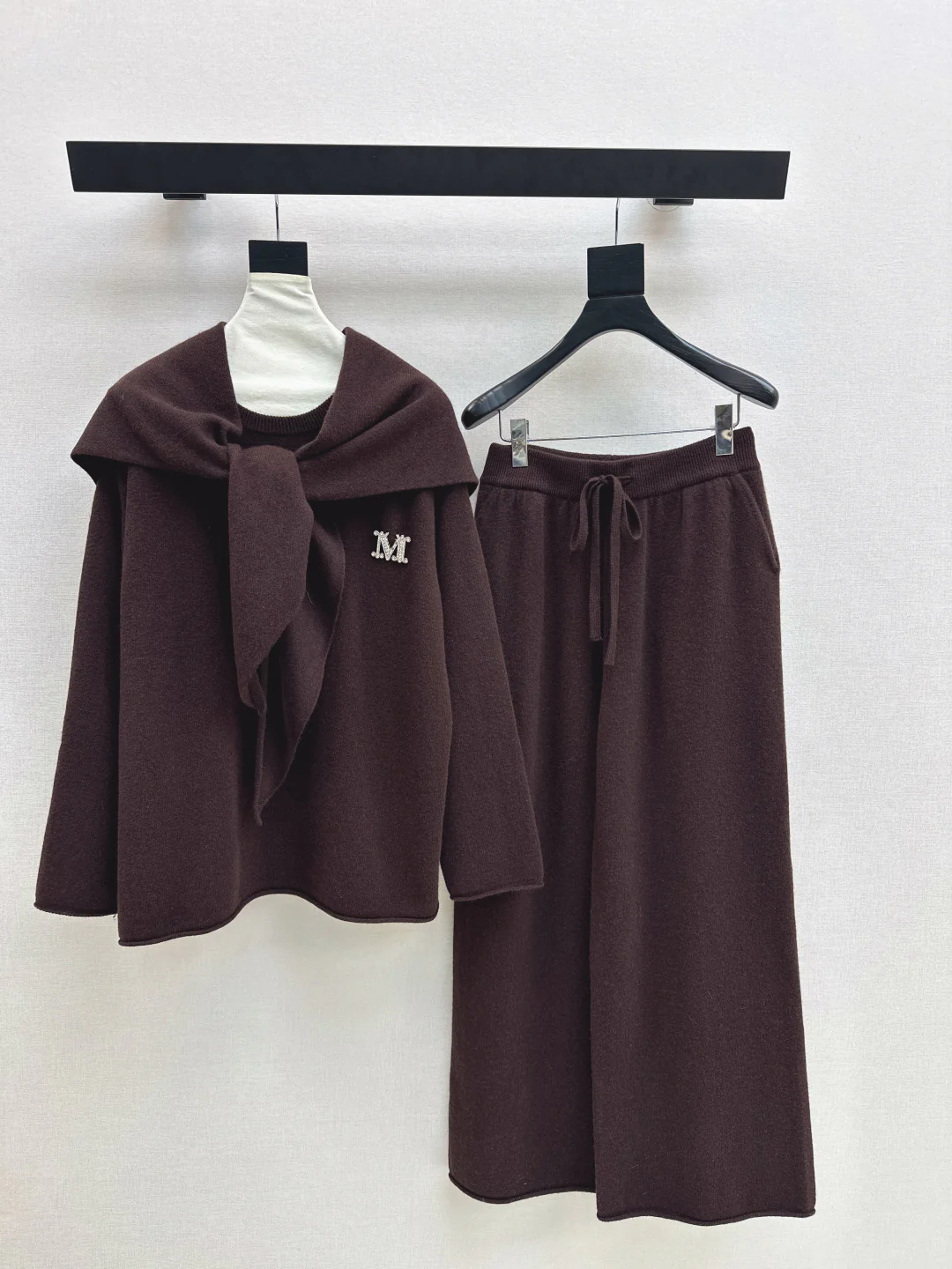 Max 25fw wool sweater+shawl wraps pants sets