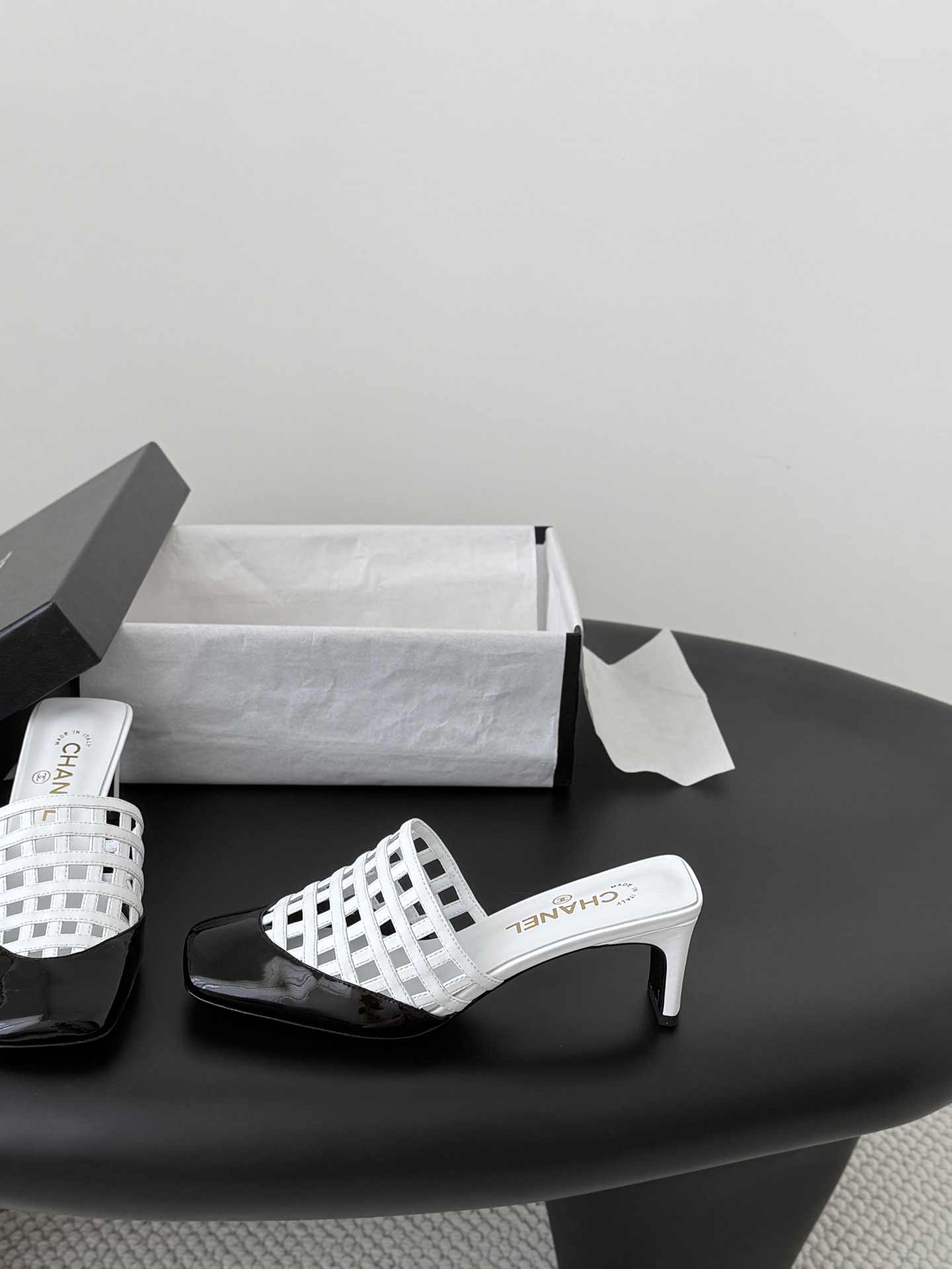 Chan 26ss woven mules heel