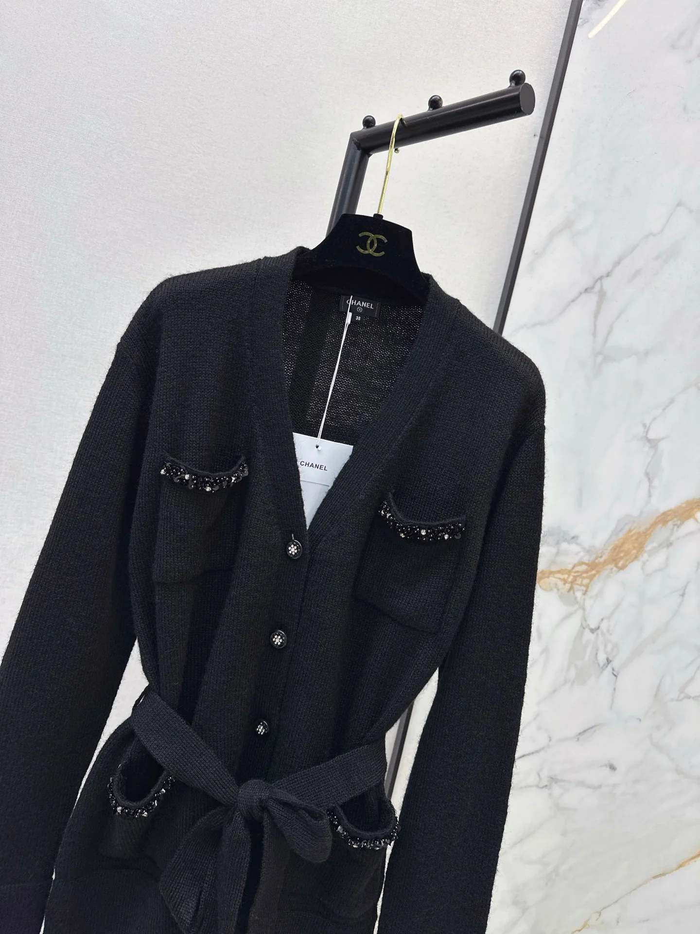 Chan 25fw v-neck cardigan