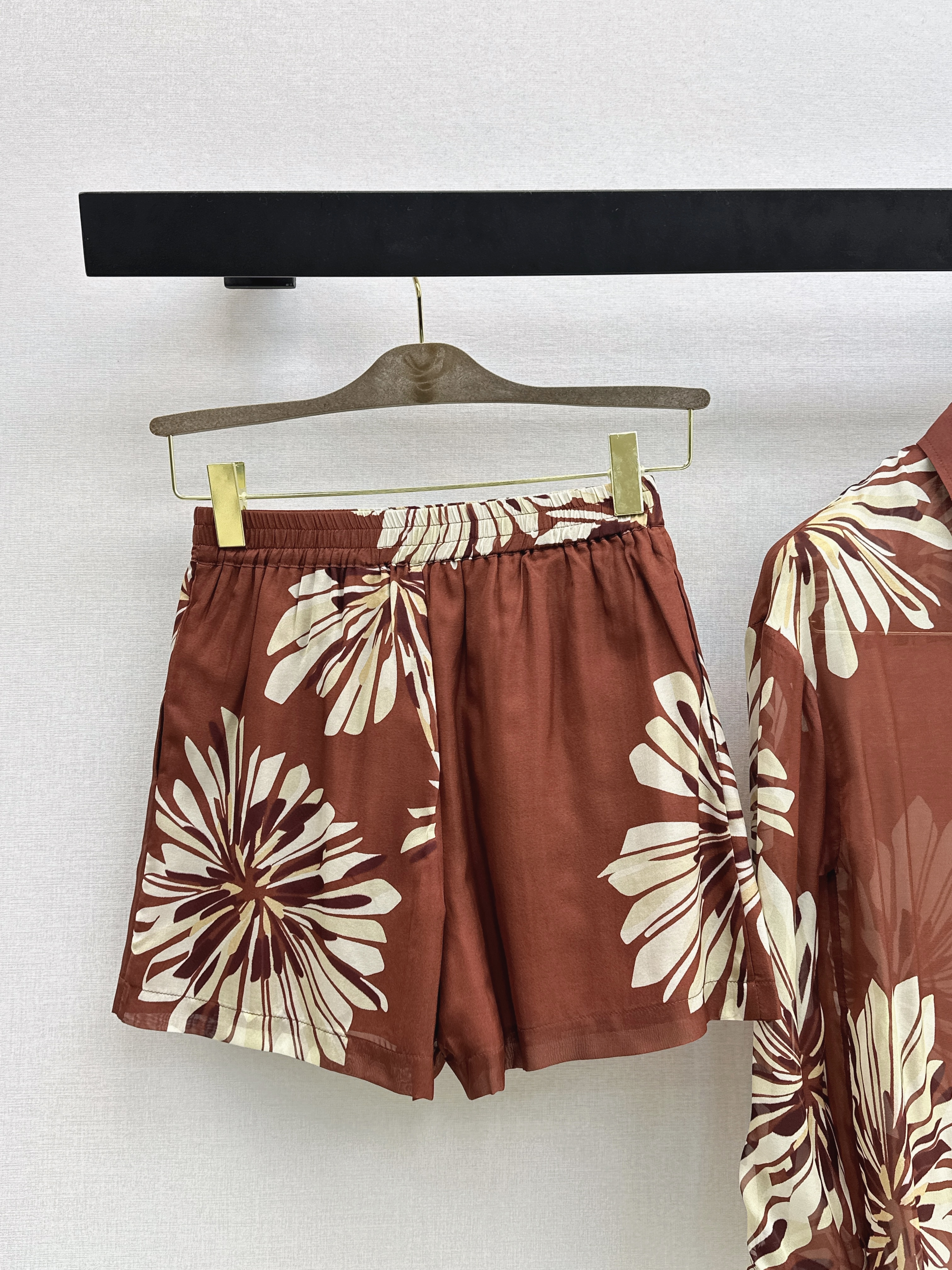 Brun 26ss print silk suit