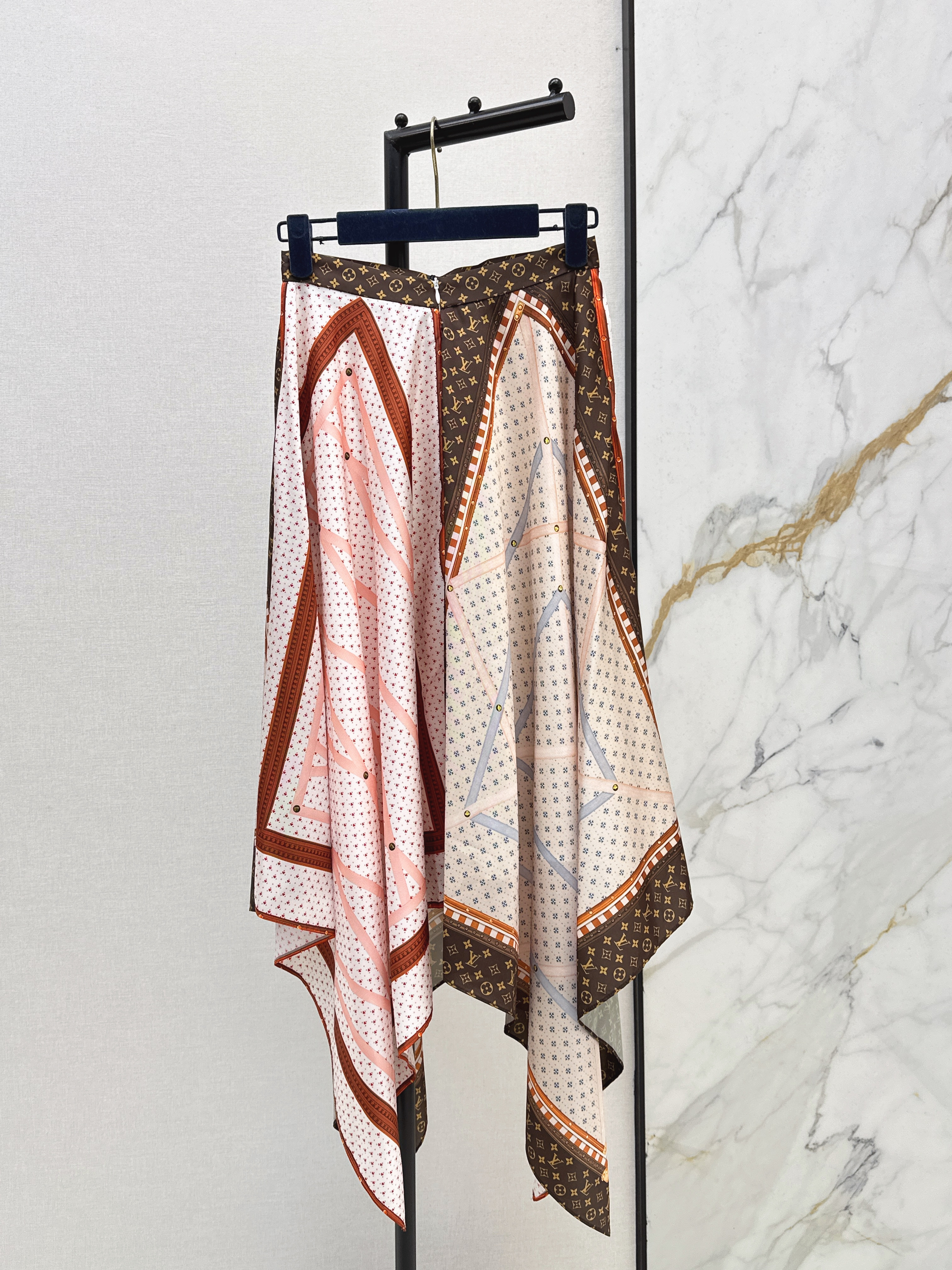 Loui 26ss print asymmetrical skirt