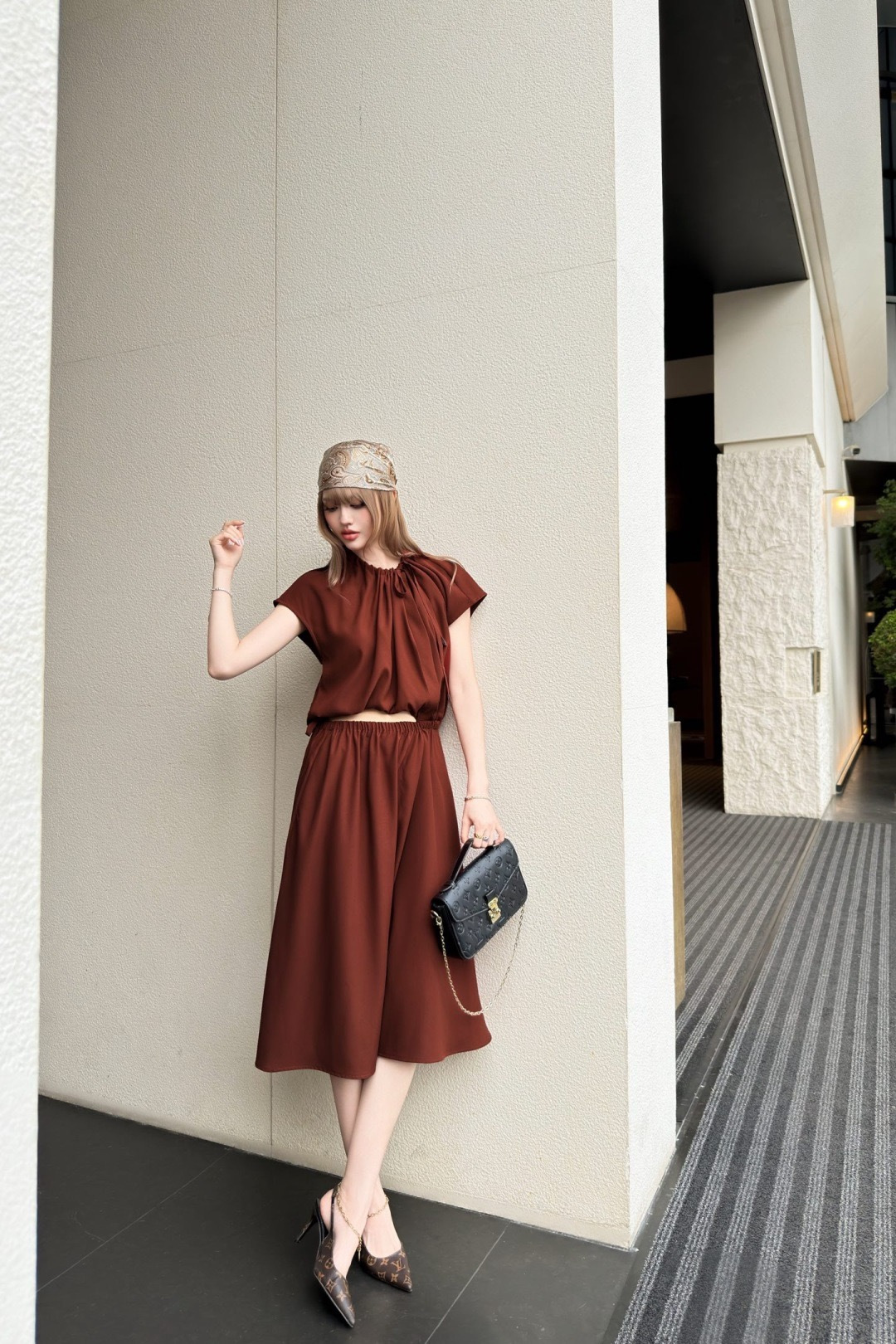 Loui 26ss cutout-waist drastring dress