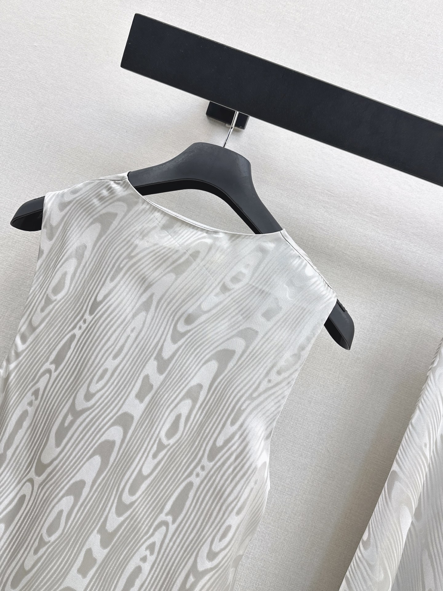 CD 26ss jacquard silk top