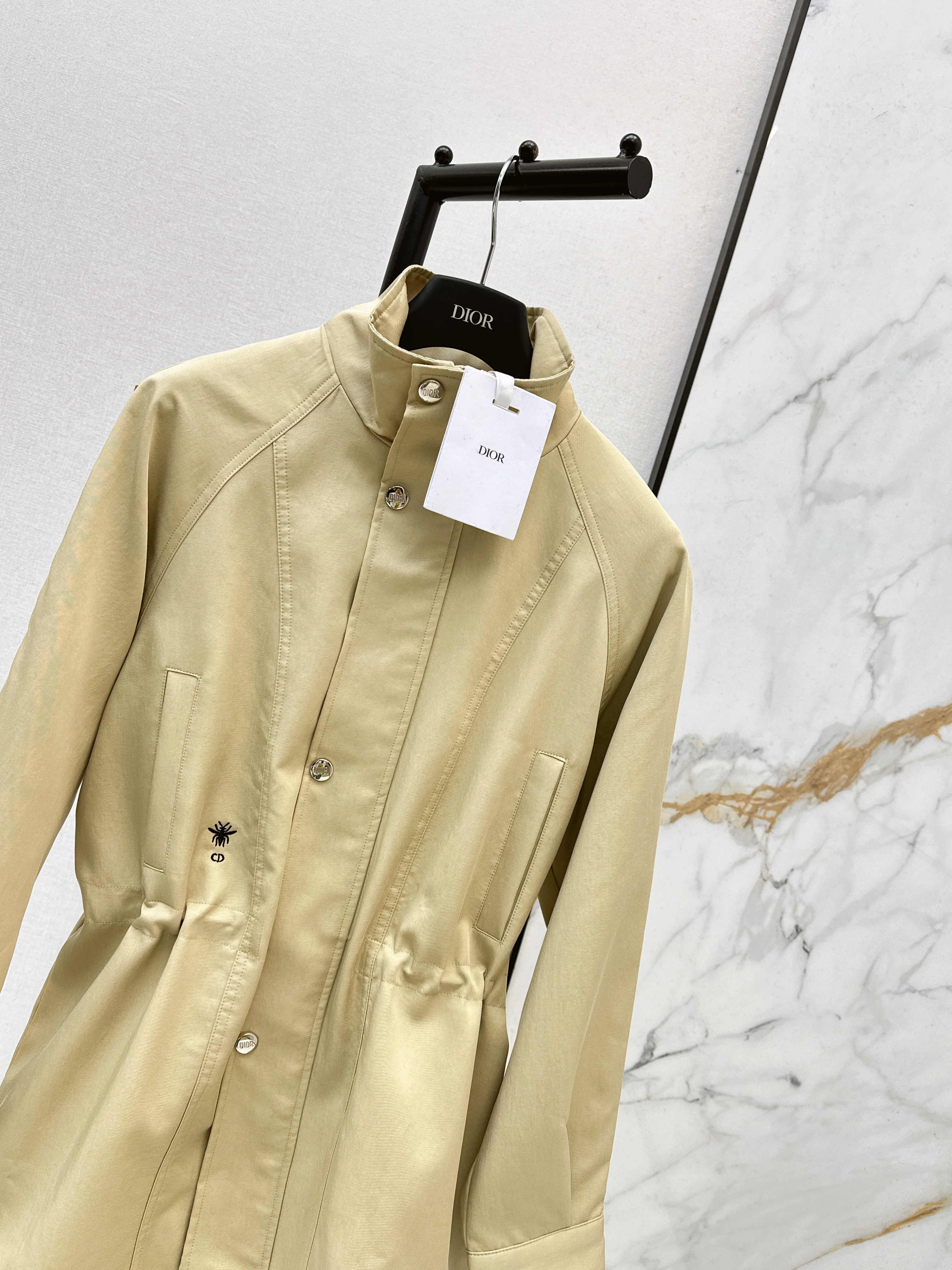 CD 26ss trench coat