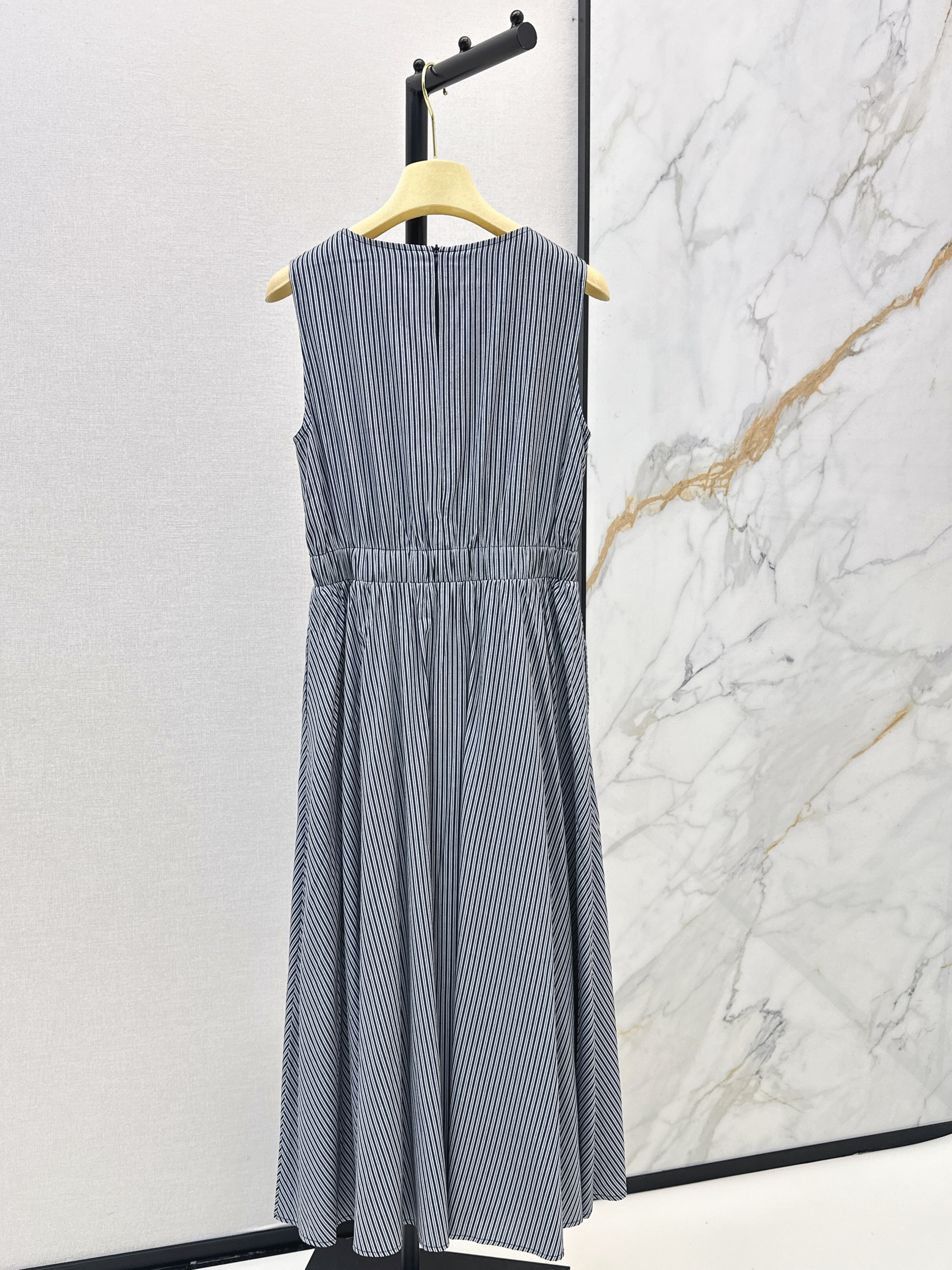 Miu 26ss stripe sleeveless dress