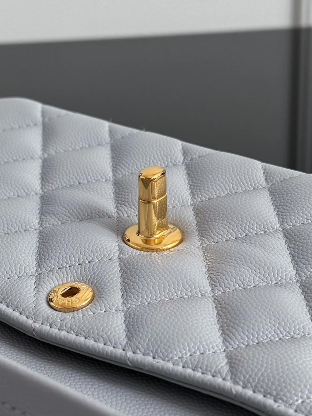 Chan cf23 chain shoulder bag