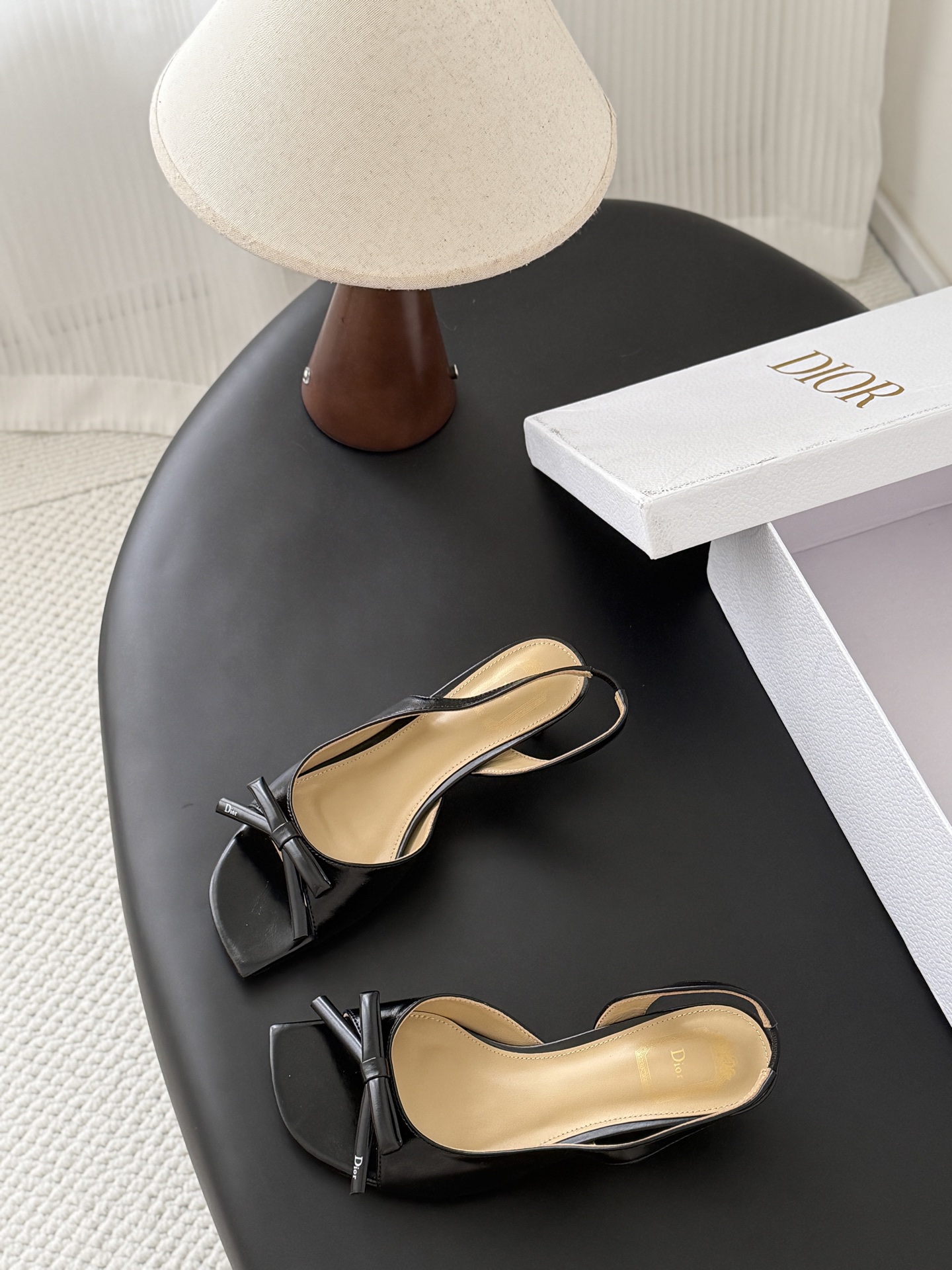 CD 26ss kitten slingback heel