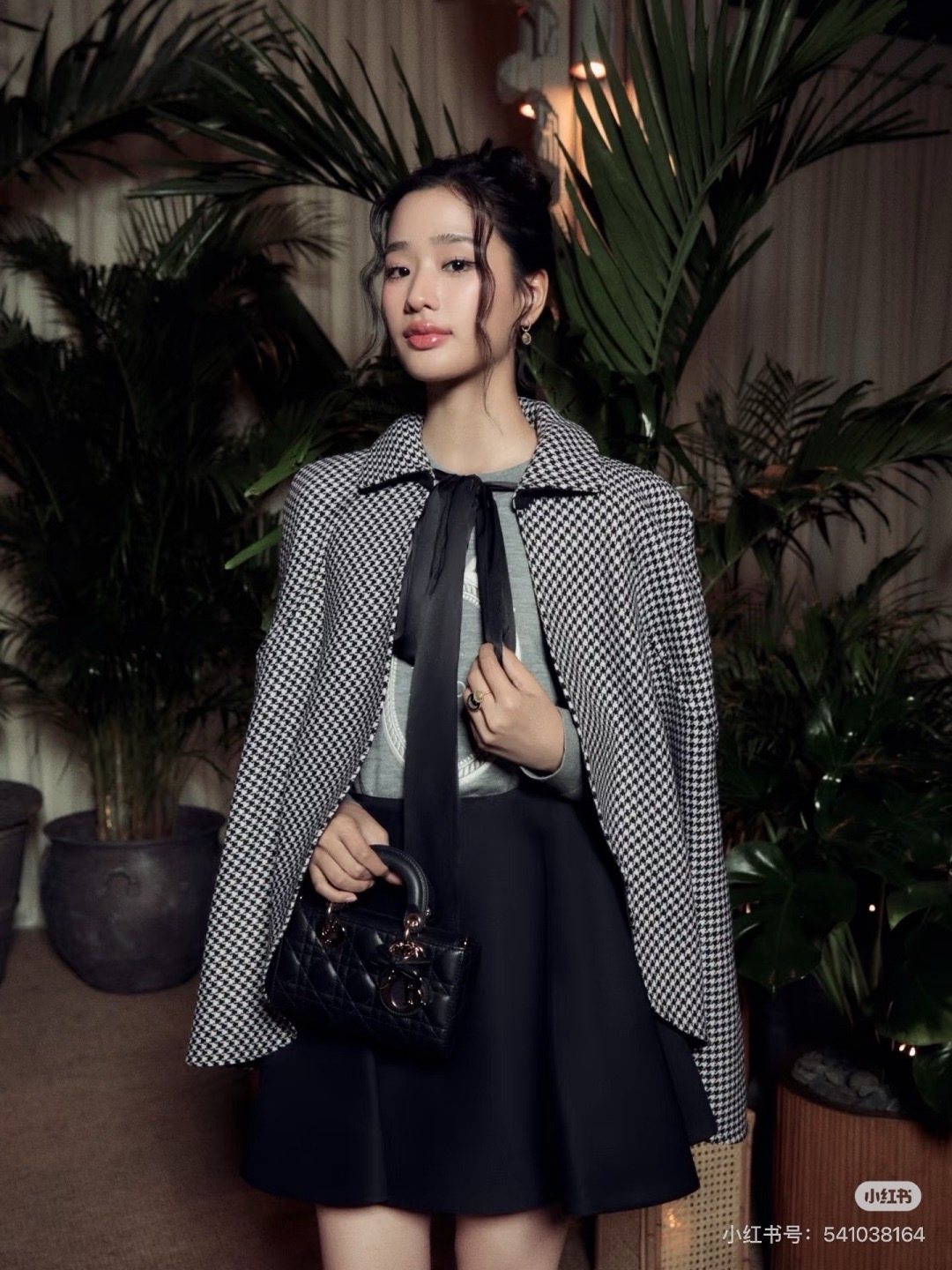 CD 26ss houndstone cape coat