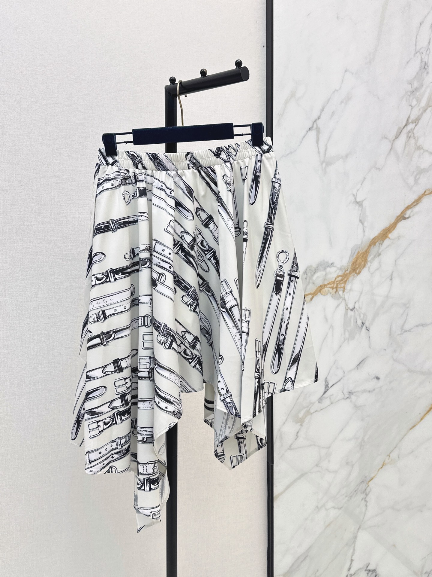 Loui 26ss asymmetrical skirt