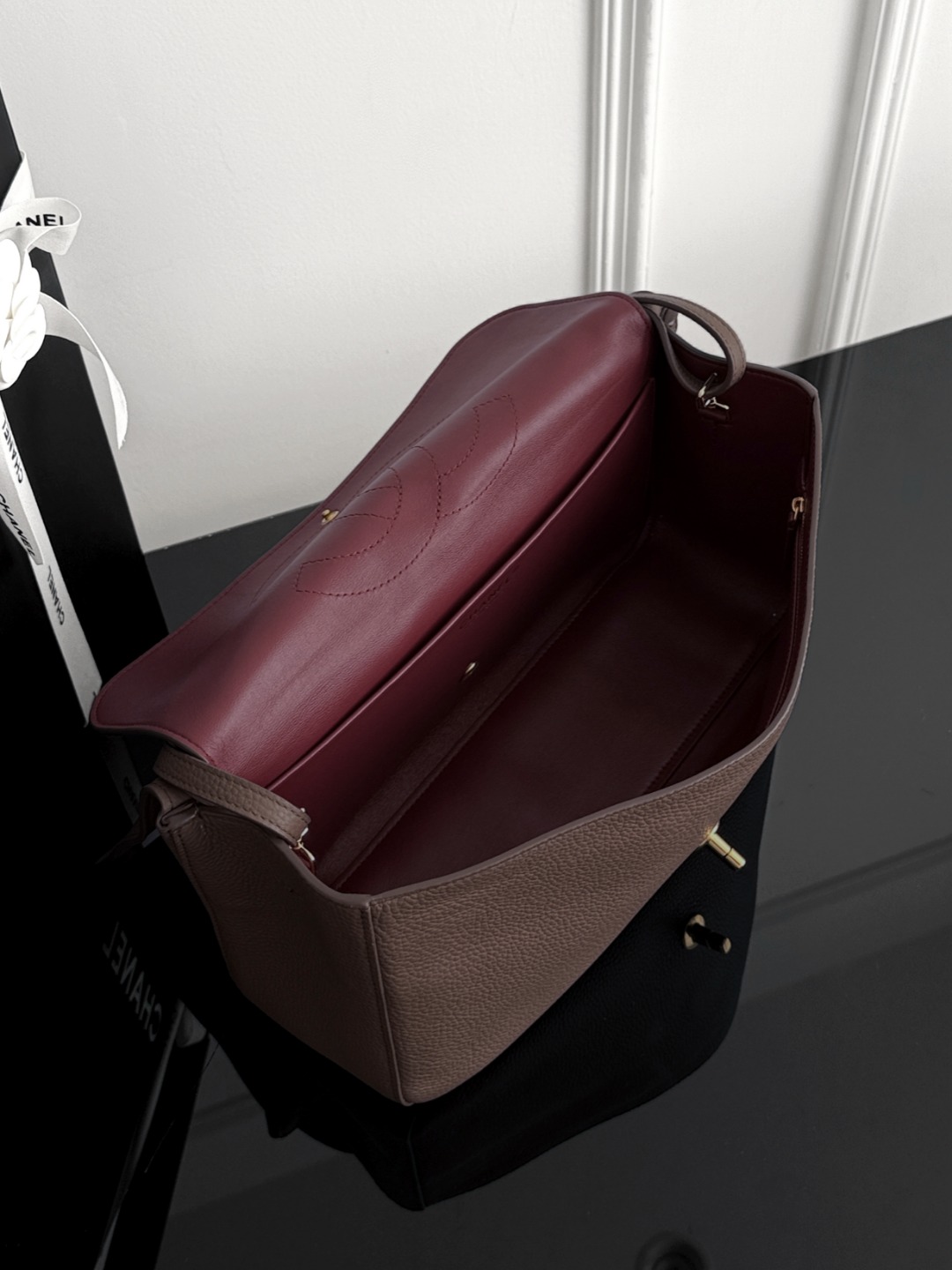 Chan 26S maxi flap bag