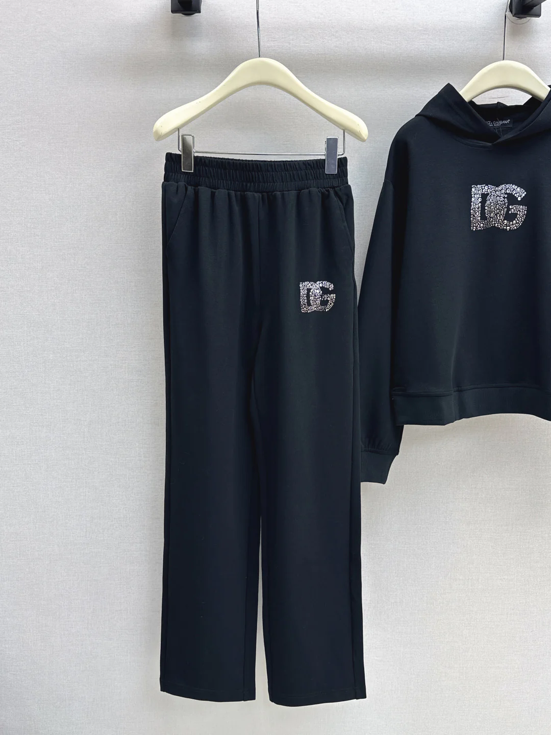 DG 25fw sweatsuit