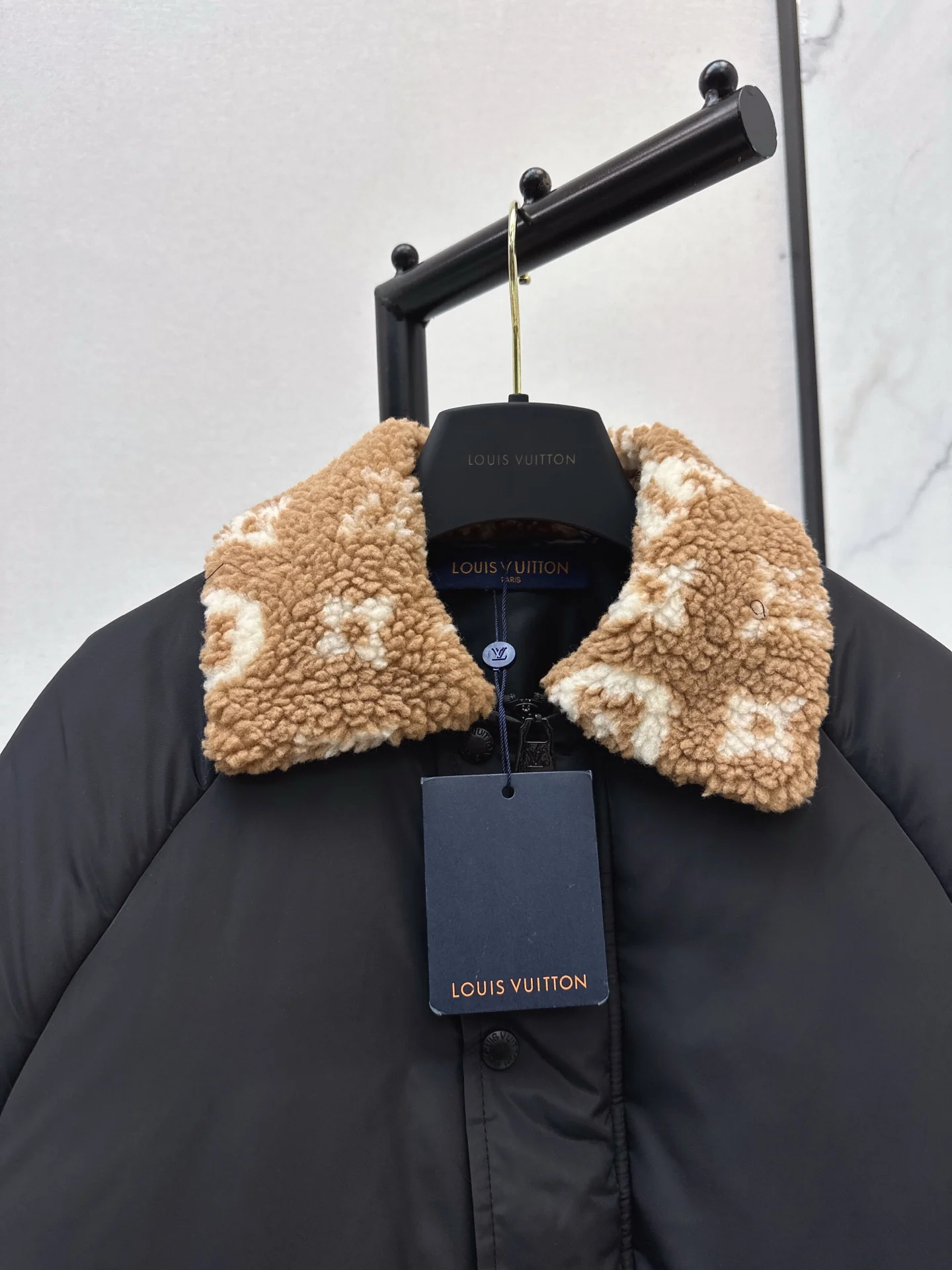 Louis 25fw padded jacket
