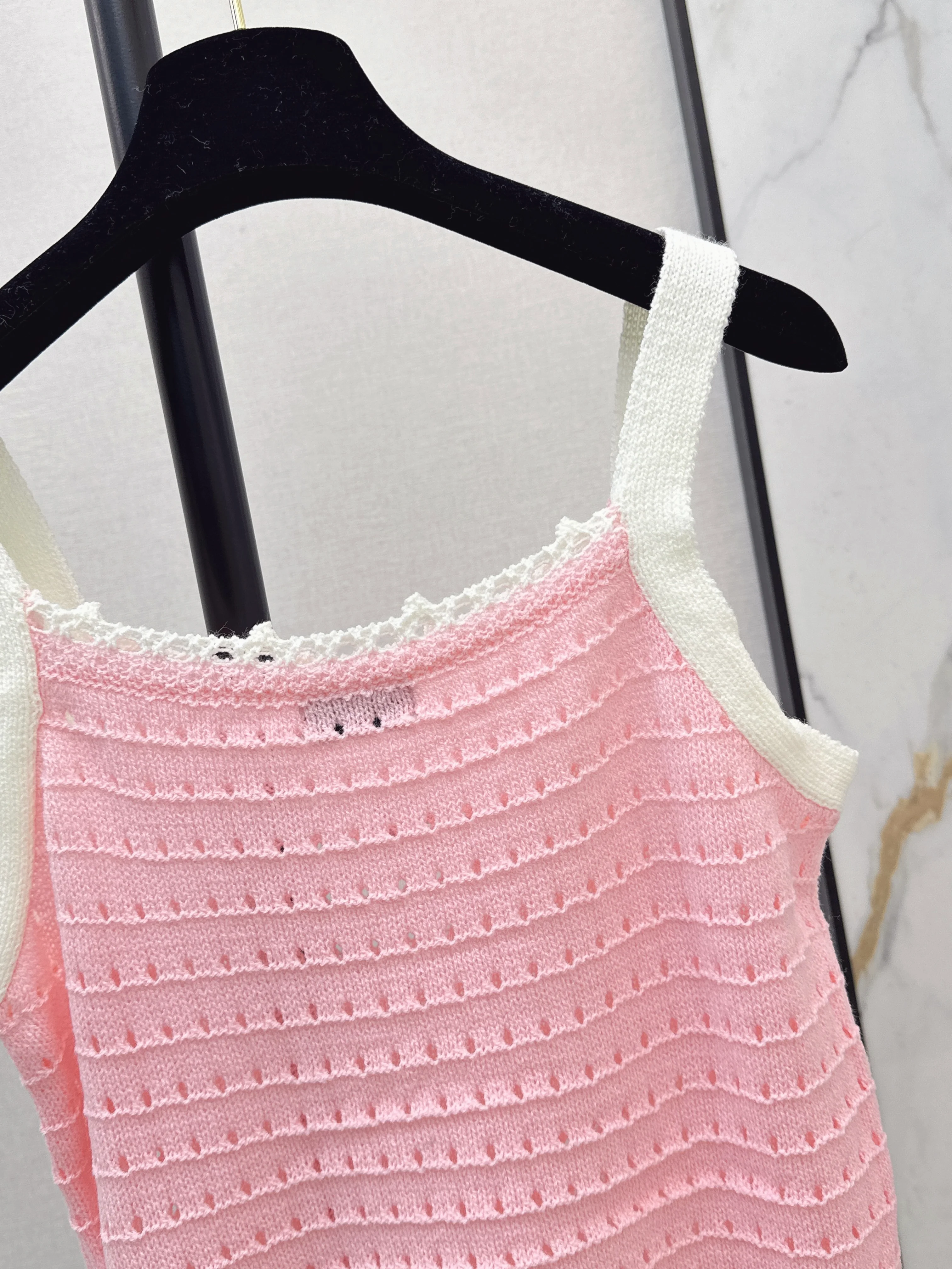 Chan 26ss knitted vest