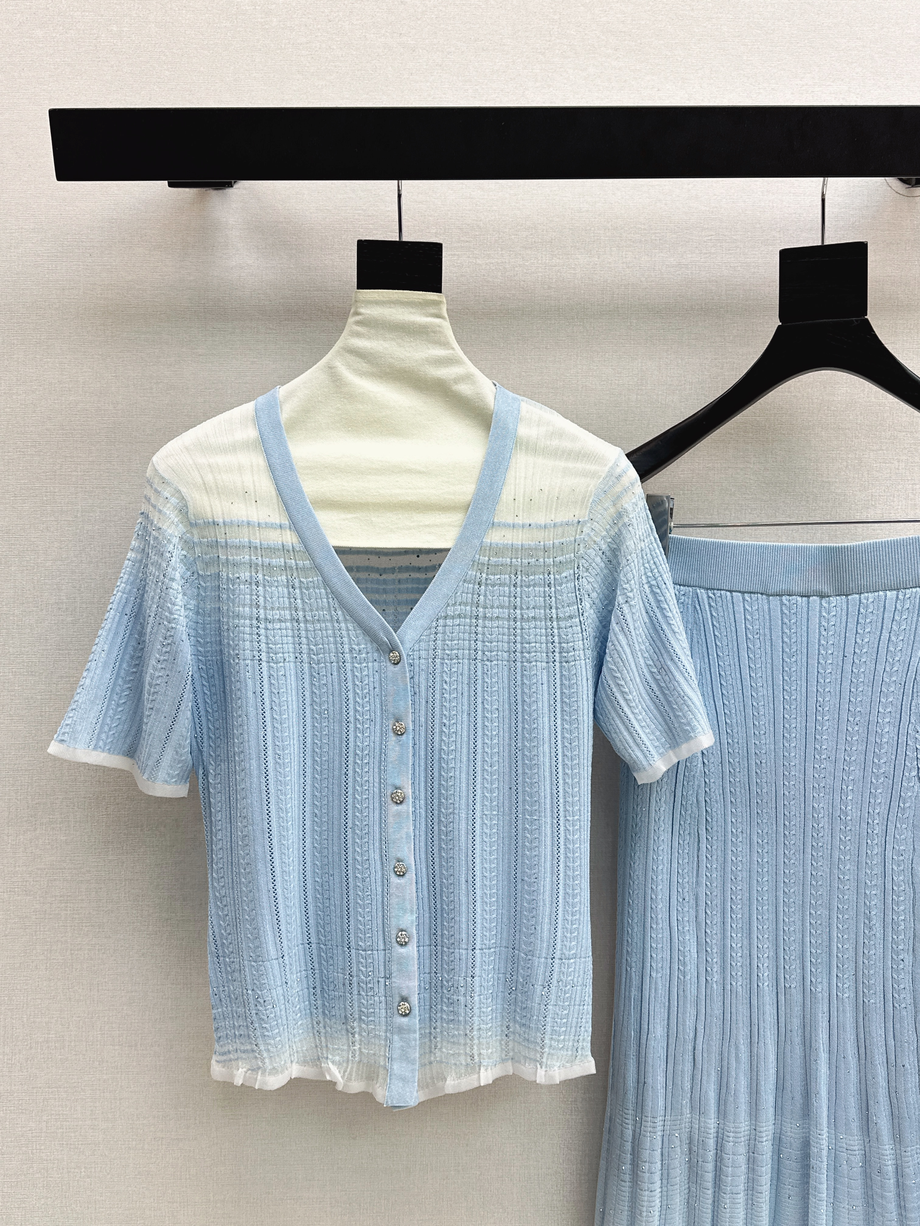Chan 26ss knit cardigan skirt set
