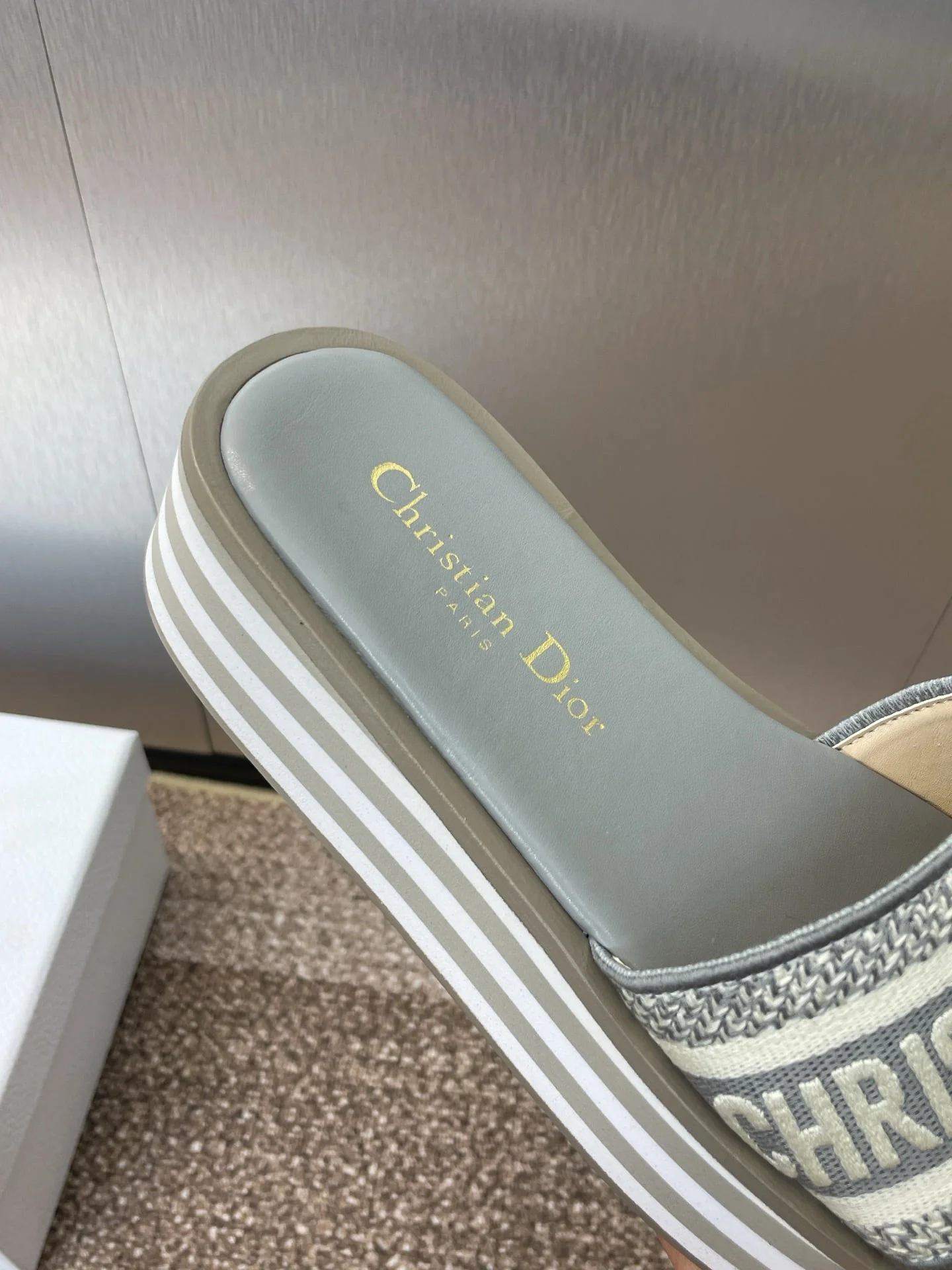 D 25ss ivieta dway slippers