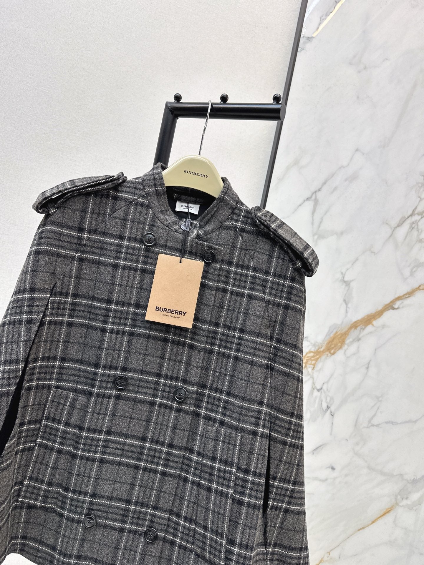 Burb 25fw check cape coats