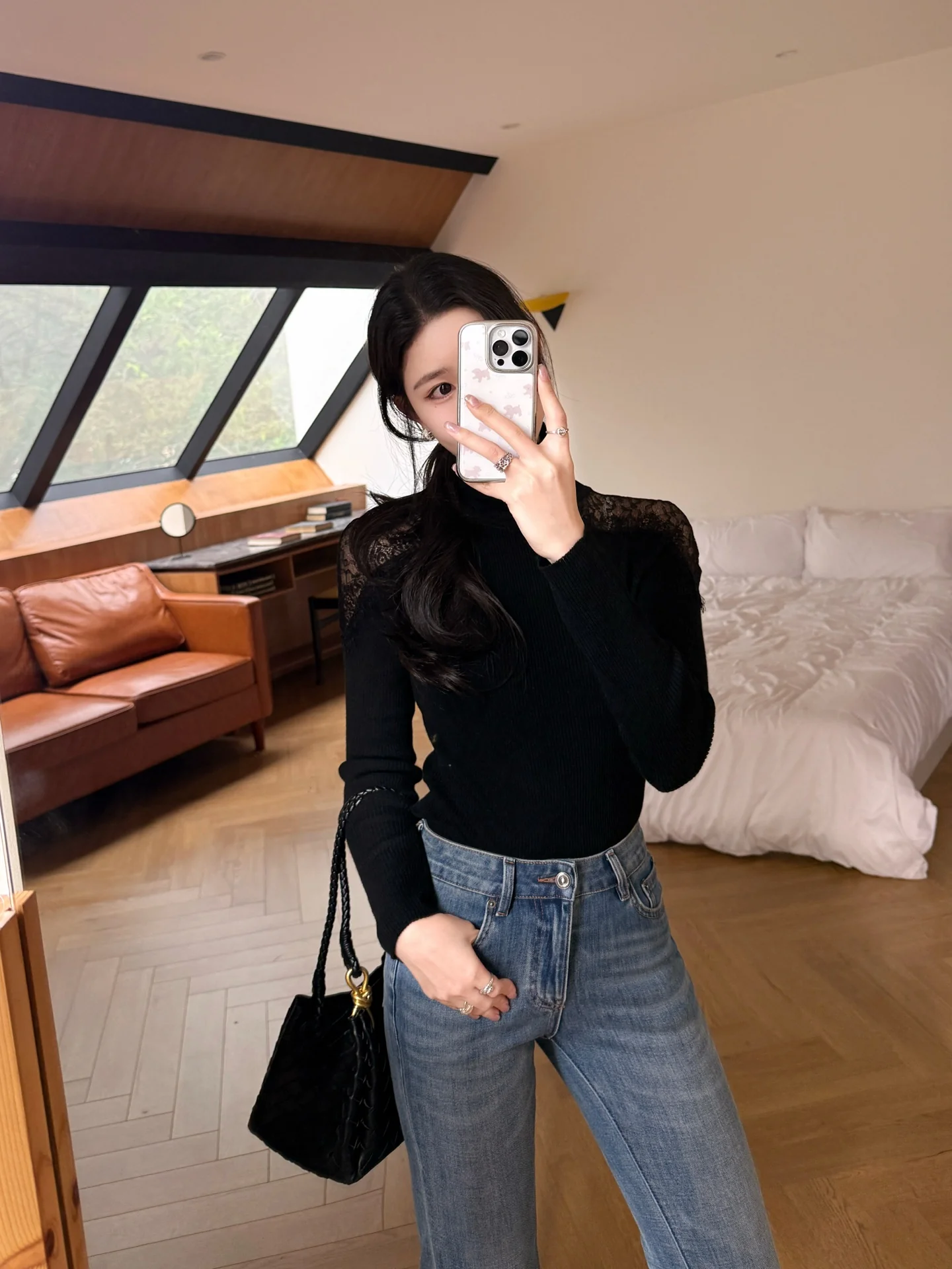 ES 25fw lace sweater