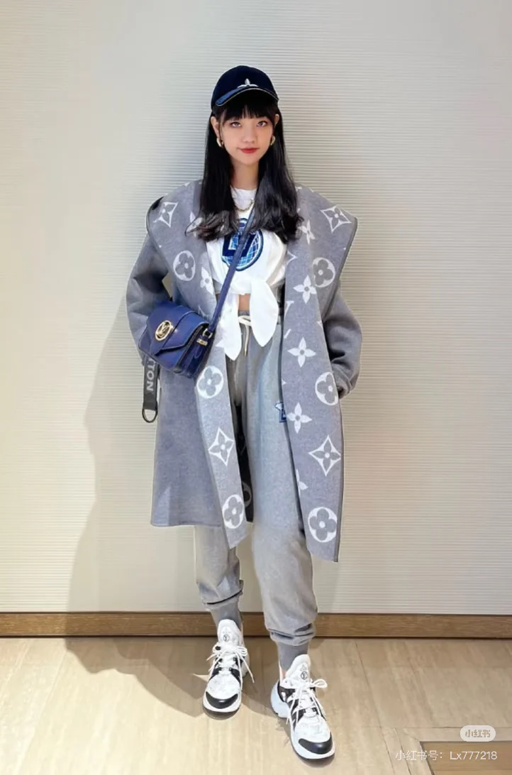 Louis 25fw reversible overcoats