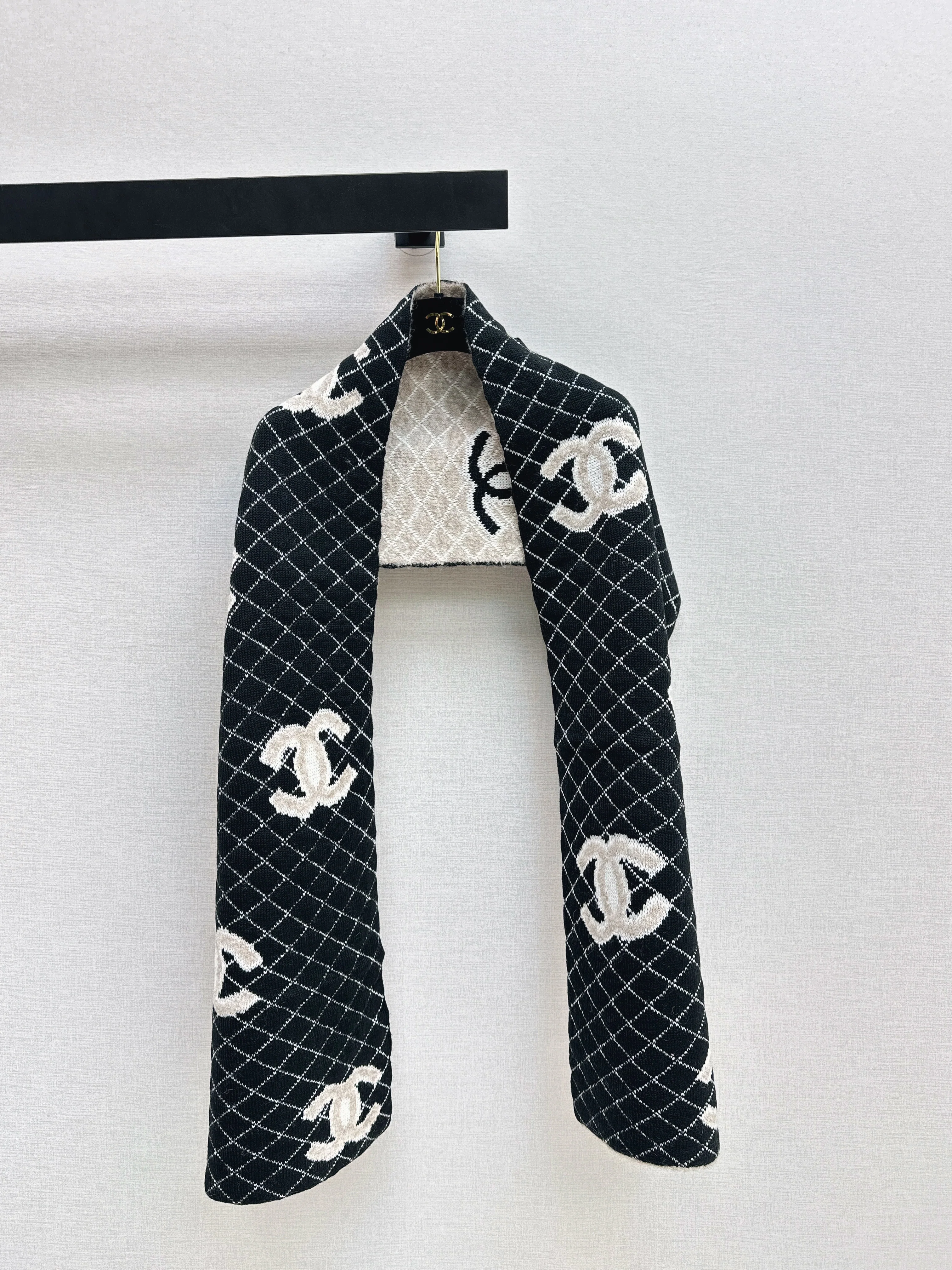 Chan 26ss cashmere scarf