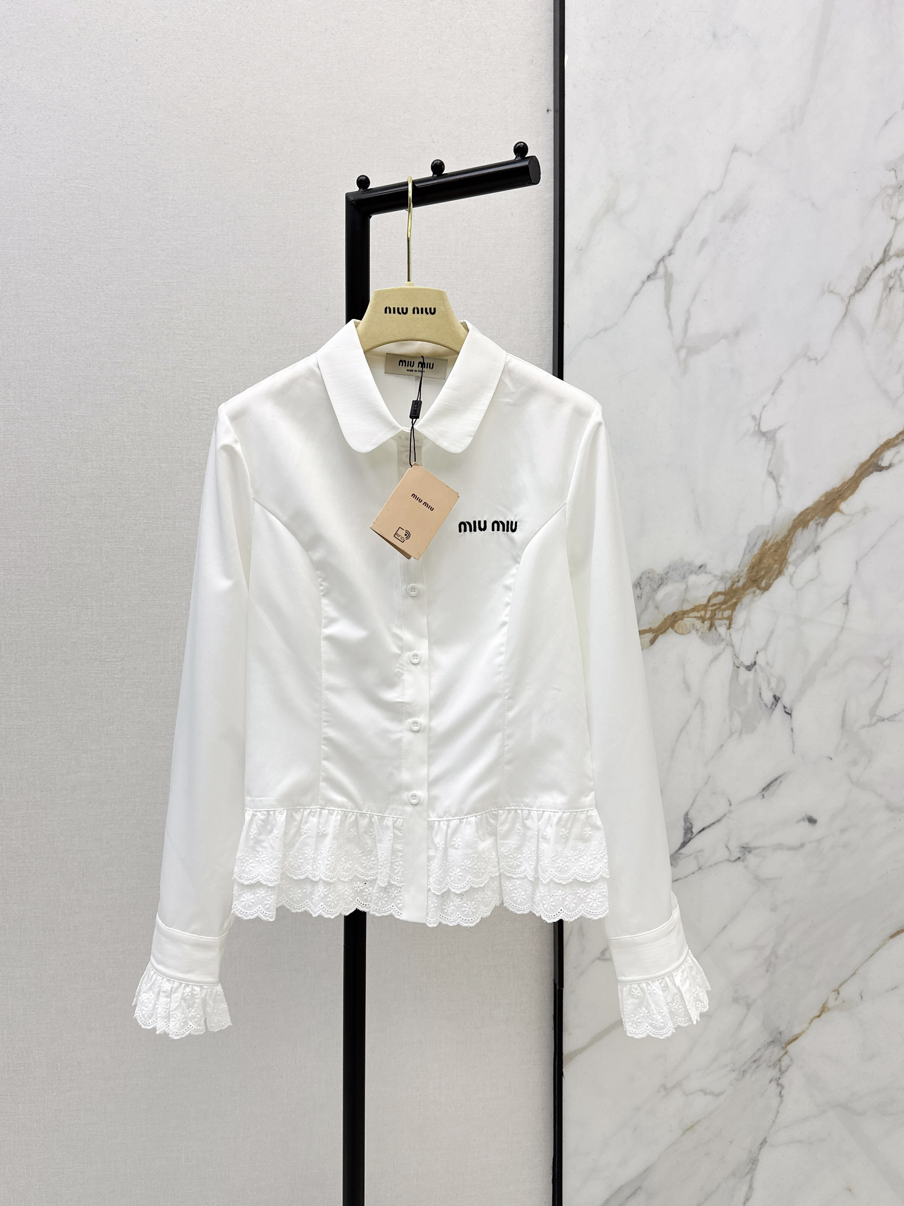 Miu 26ss lace contract shirts