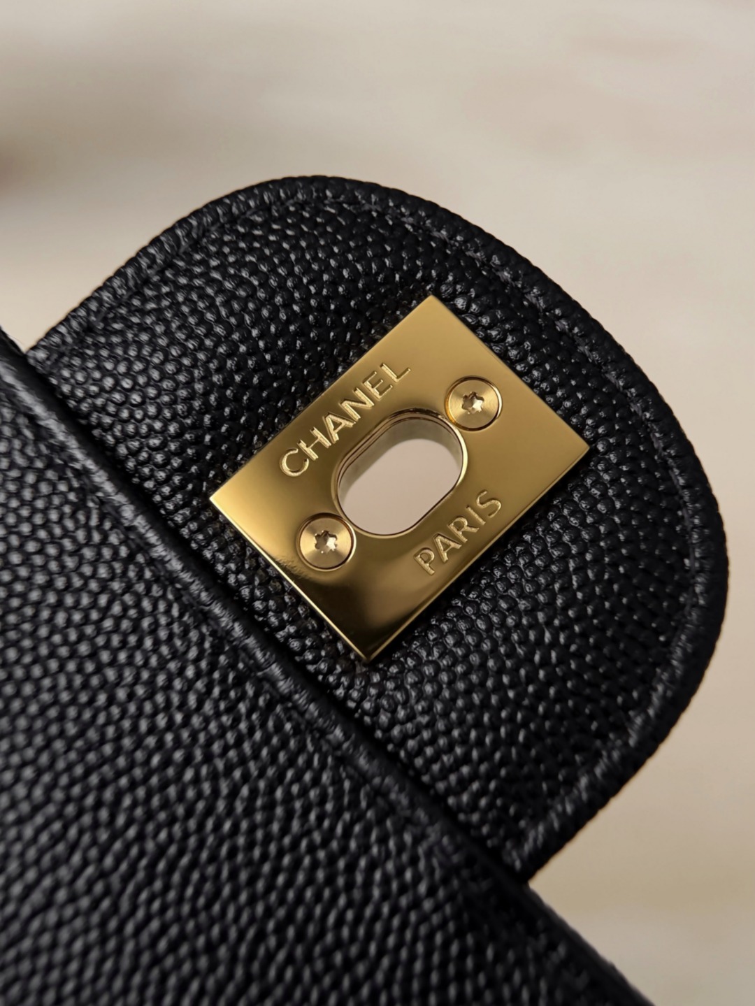 Chan 26s cf25 chain shoulder bag