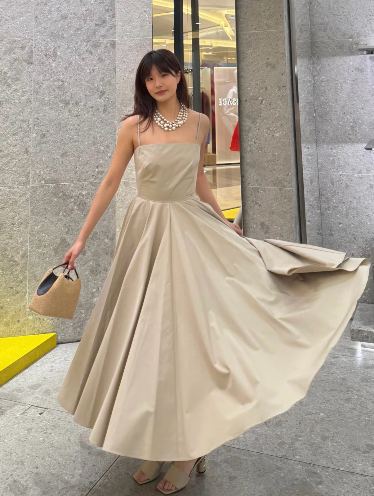 Give 26ss pleated slip dress