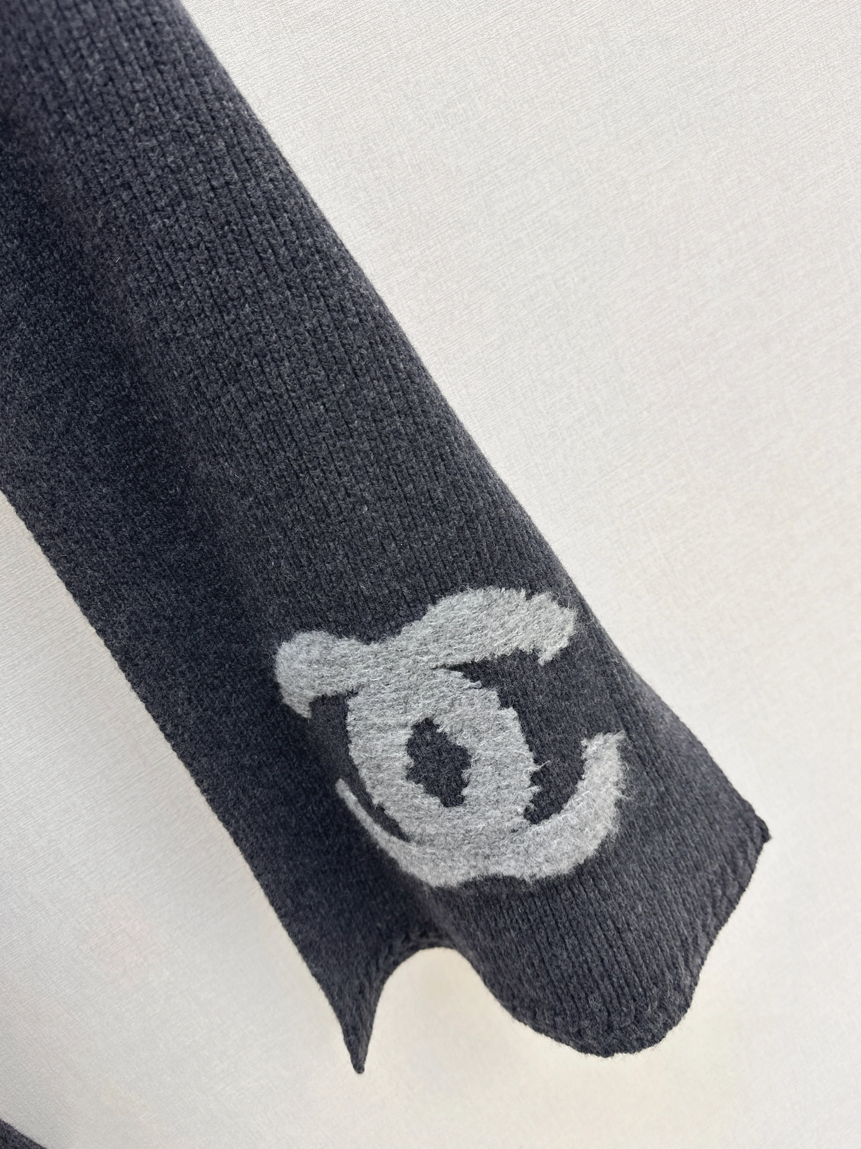 Chan 26ss cashmere scarf