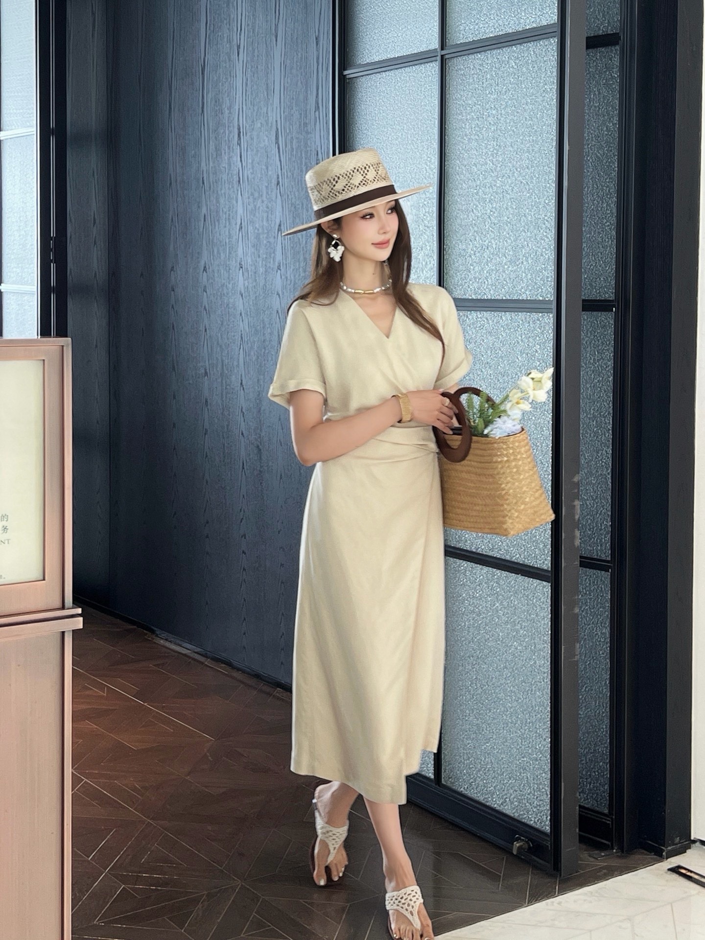 Brun 26ss v-neck wrap dress