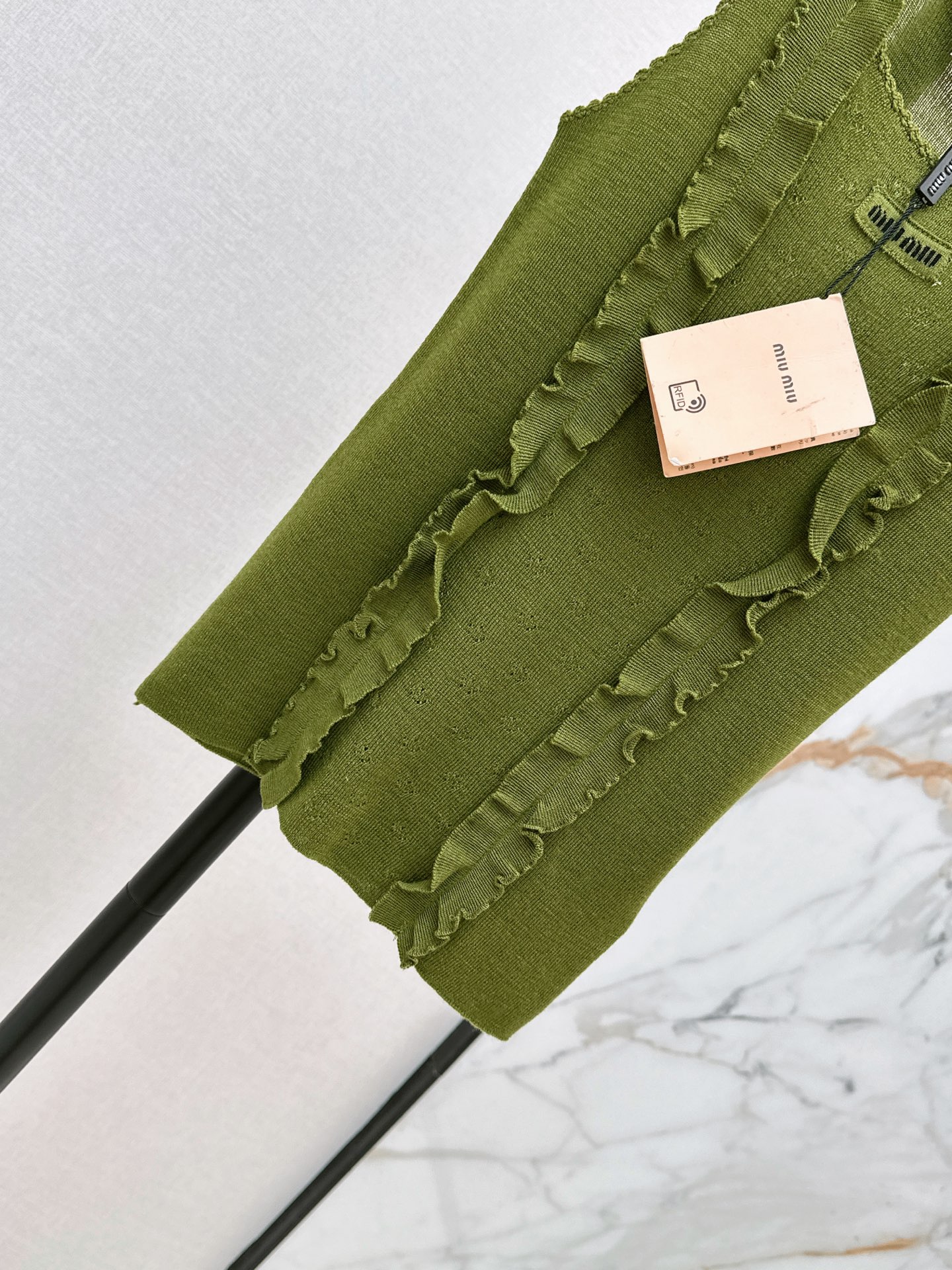 Miu 26ss ruffle knit vest