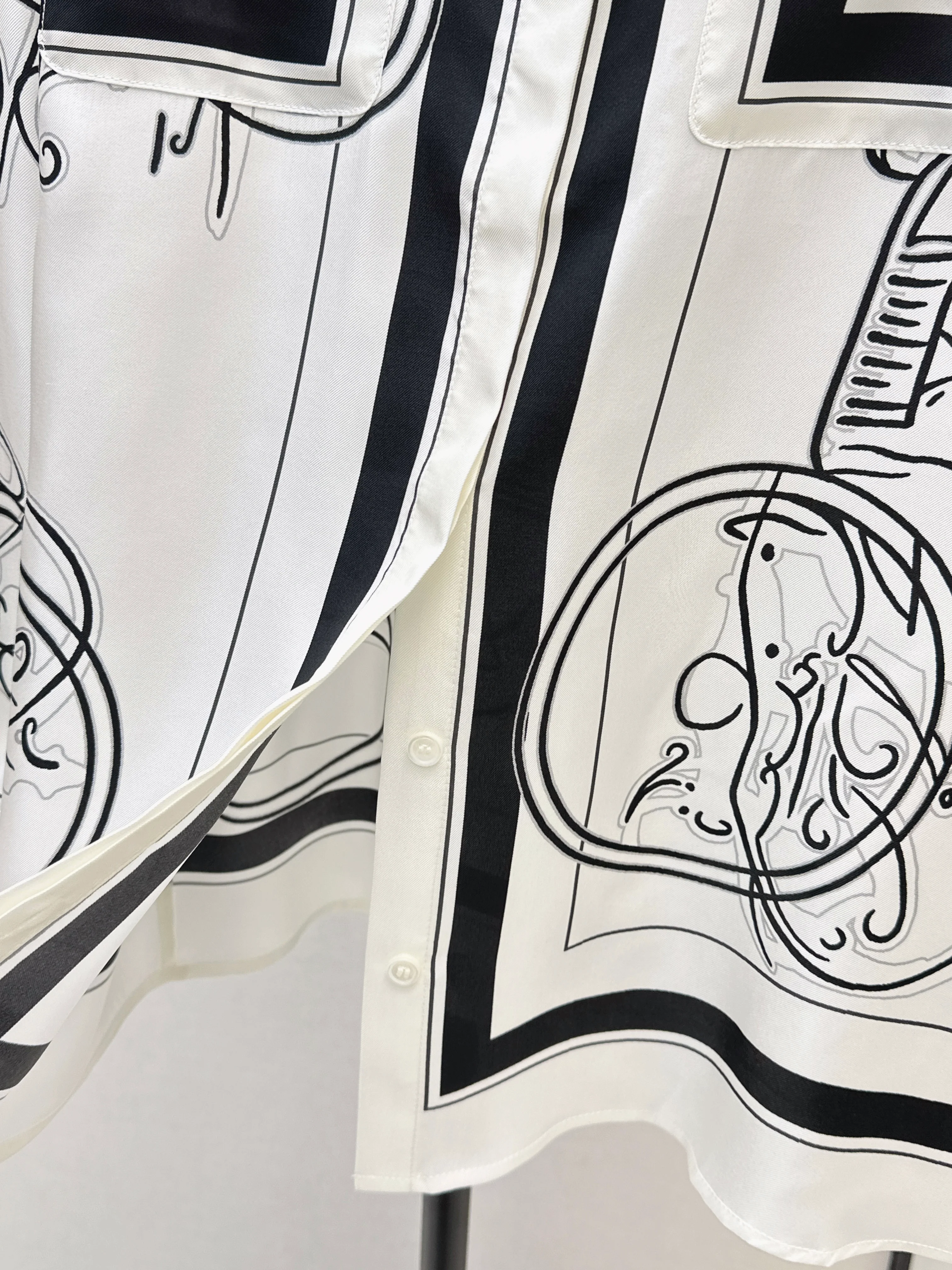 Herm 26ss print shirts