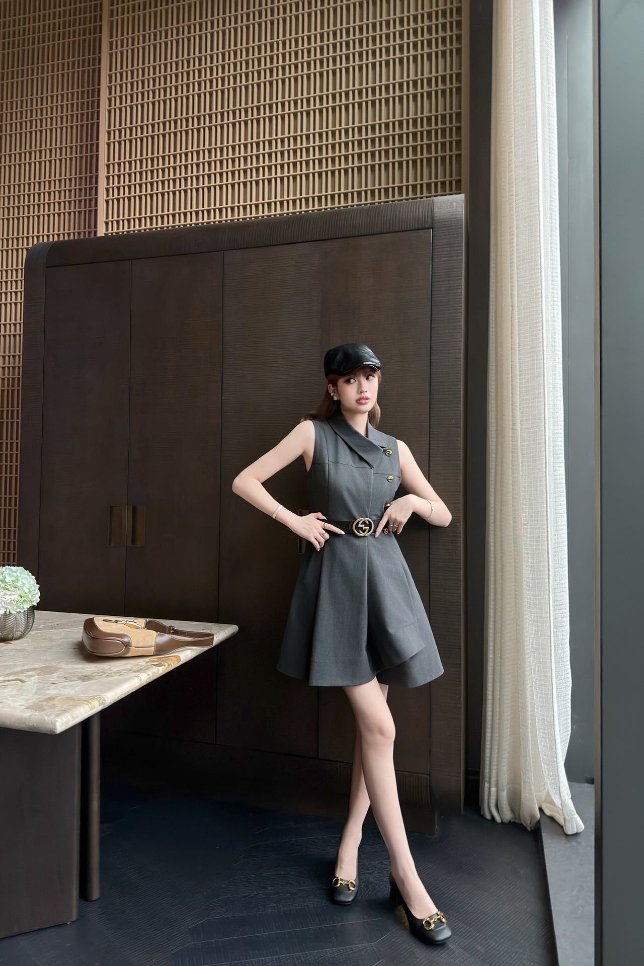 Guc 26ss sleeveless belted dress
