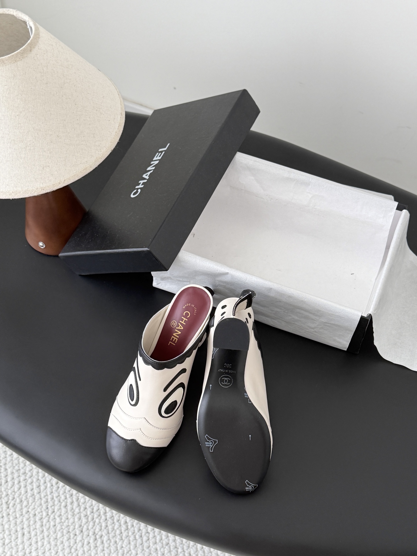 Chan 26A mule heel