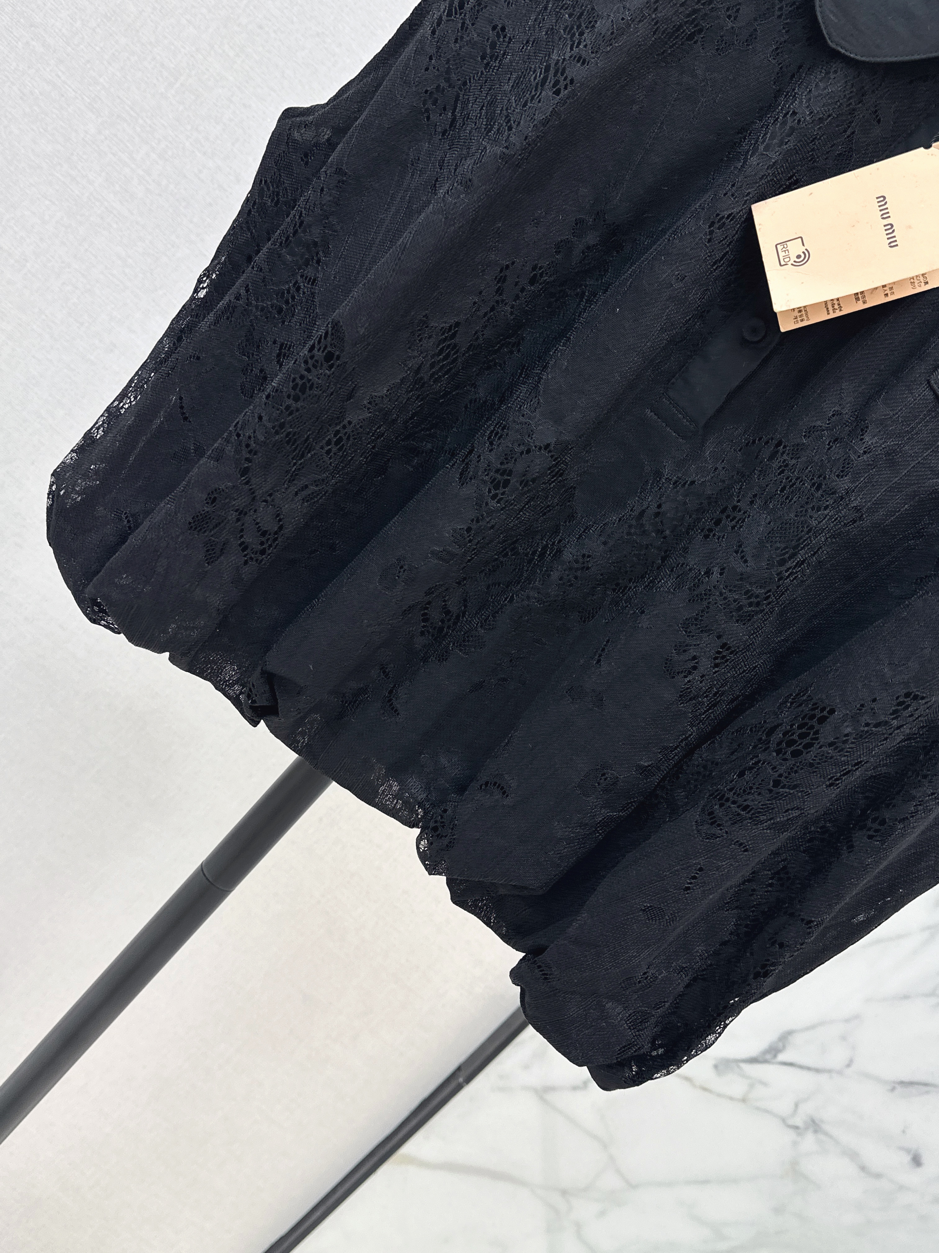 Miu 26ss lace trim top