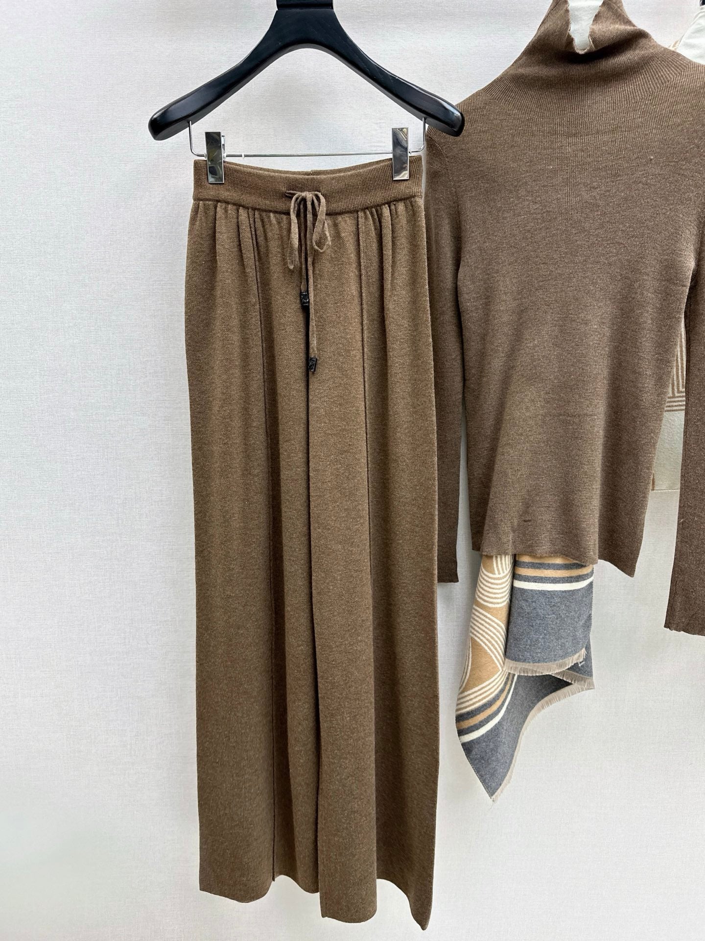 Herm 25fw base layer+shawl pants set