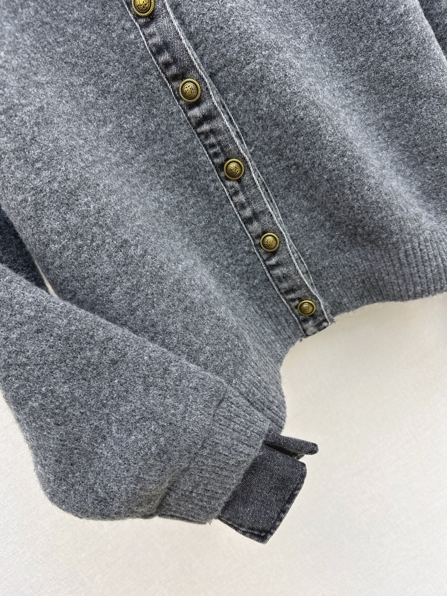 Fend 25fw contrast denim polo sweater