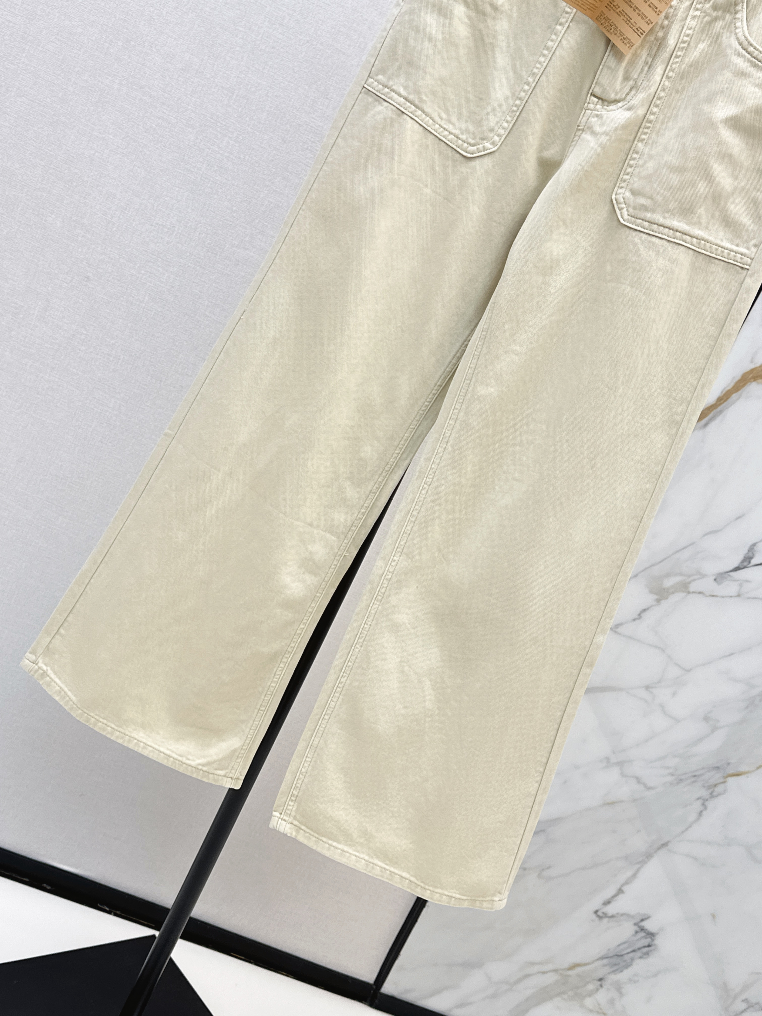 Miu 26ss straight-leg jeans