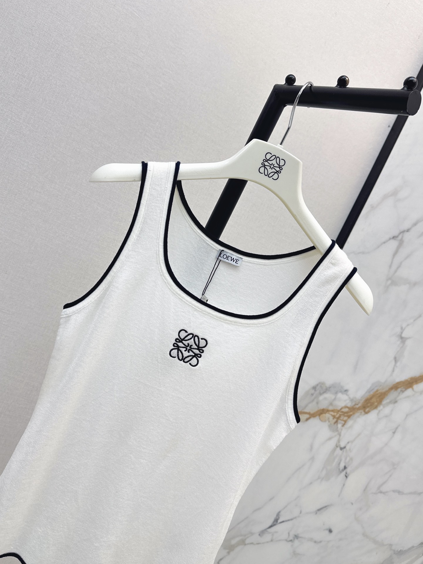 Loe 26ss knit vest