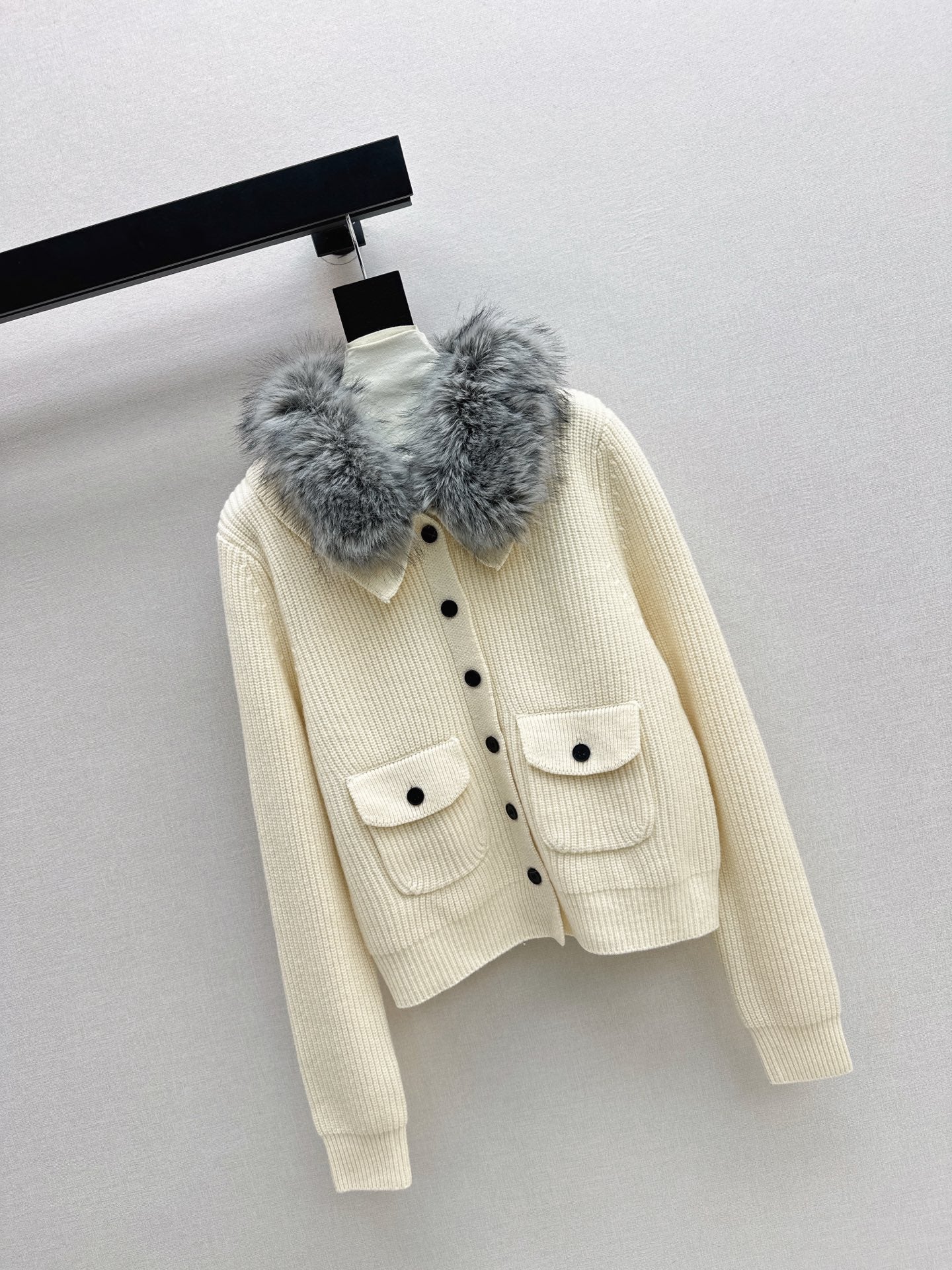 Fend 25fw wool cardigan jacket