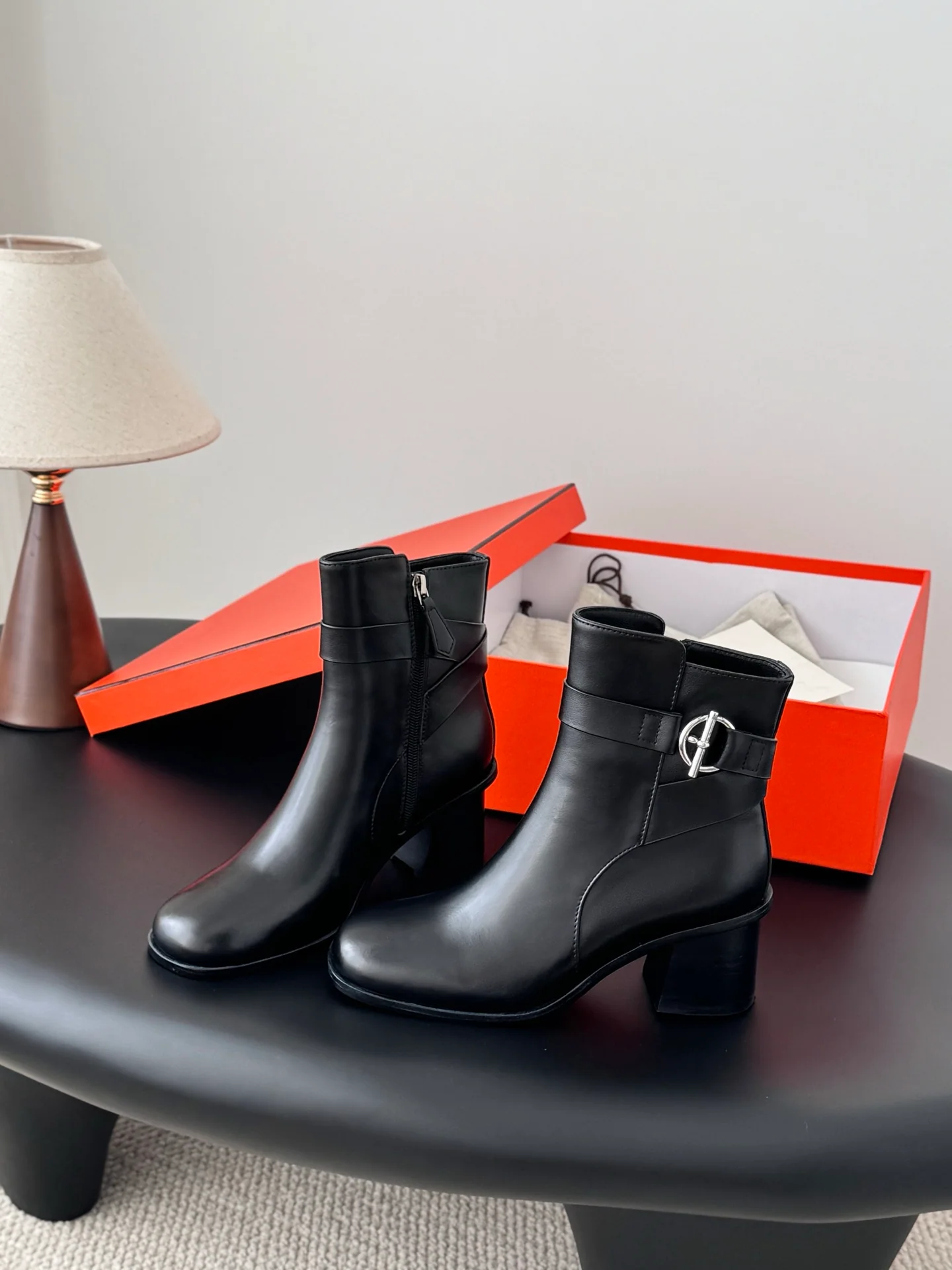 Herm 26ss ankle boots