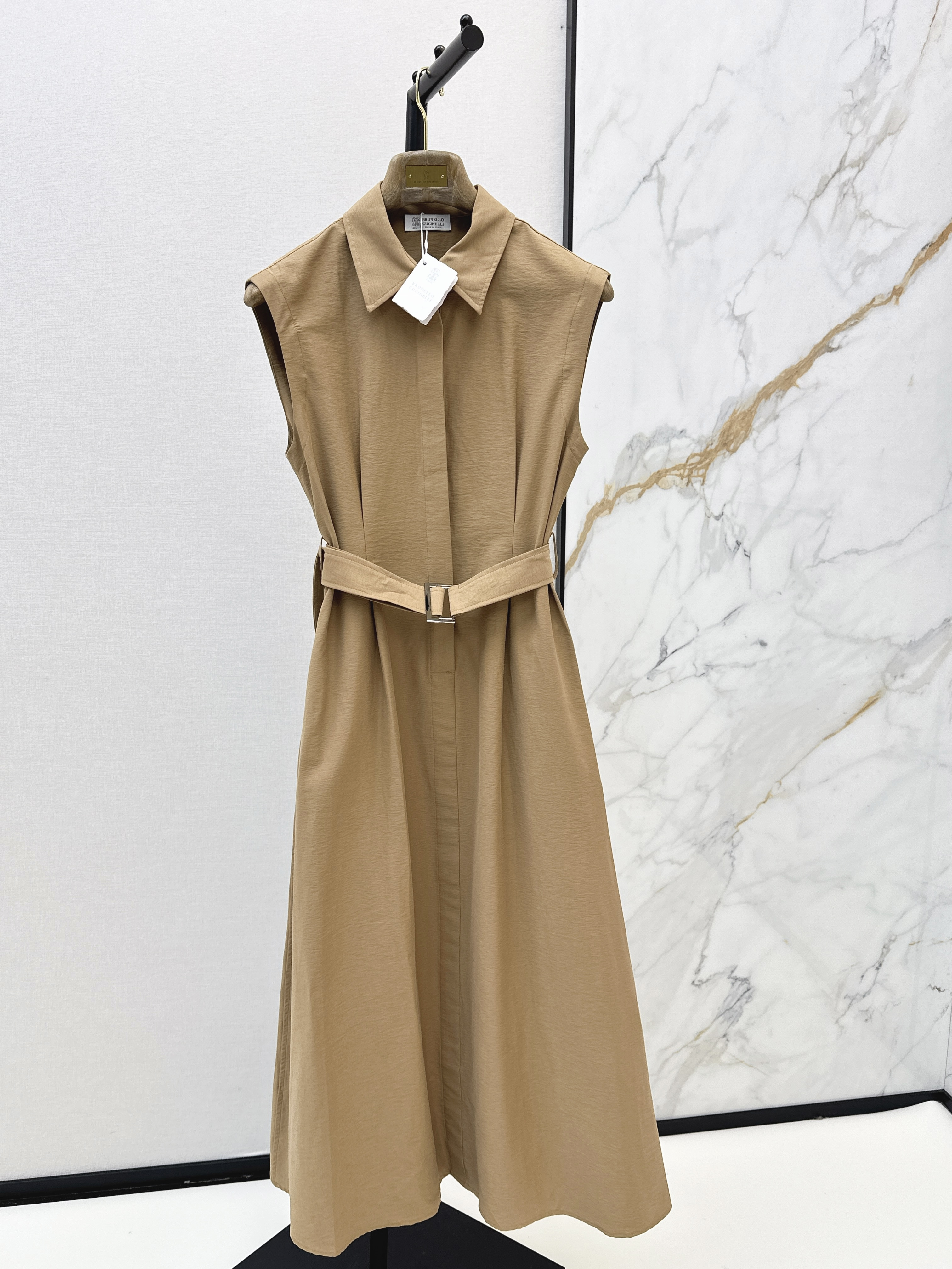 Brun 26ss sleeveless shirt dress