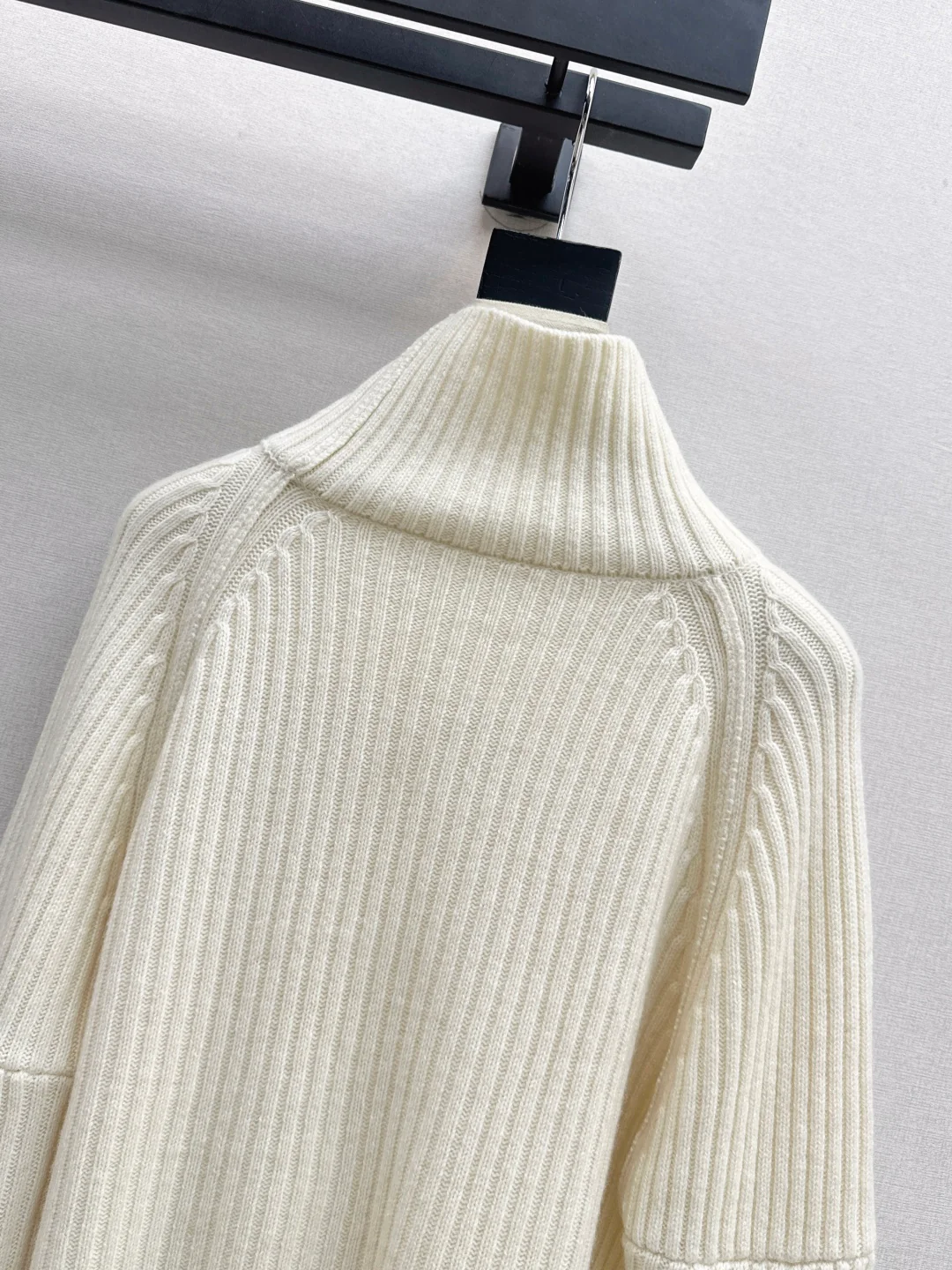 Max 25fw turtleneck sweater