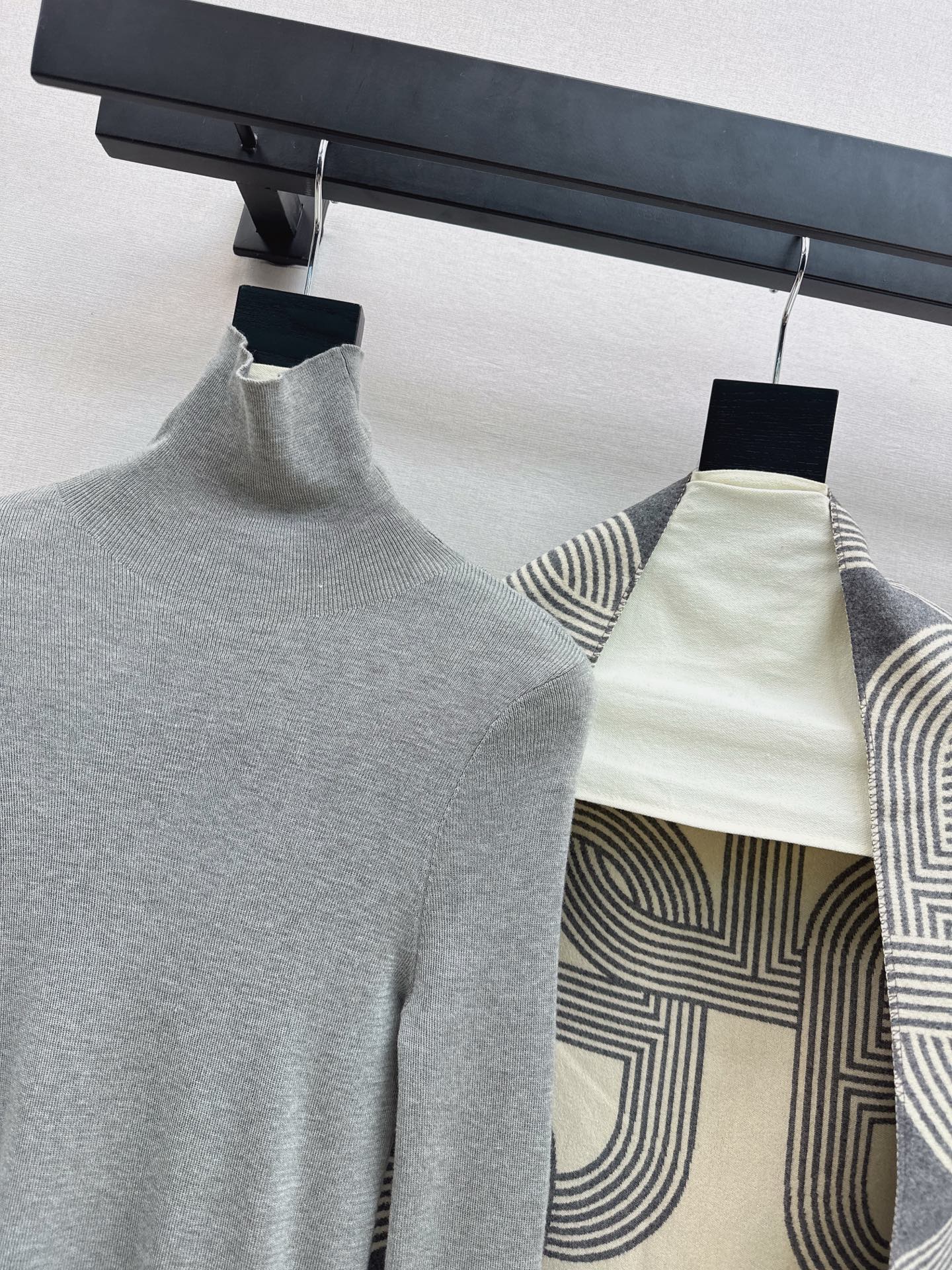 Herm 25fw base layer+shawl pants set