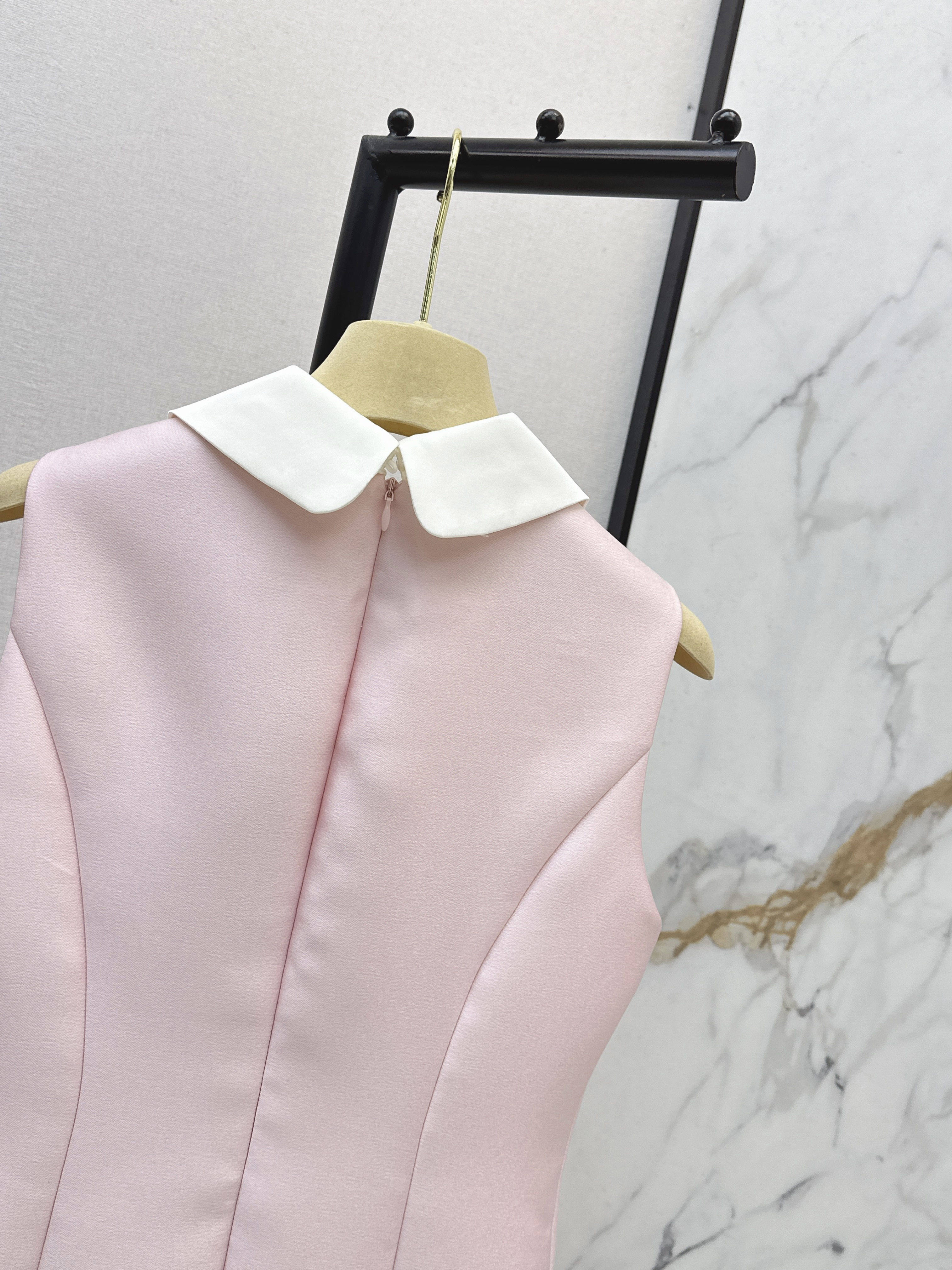 Miu 26ss bow sleeveless dress