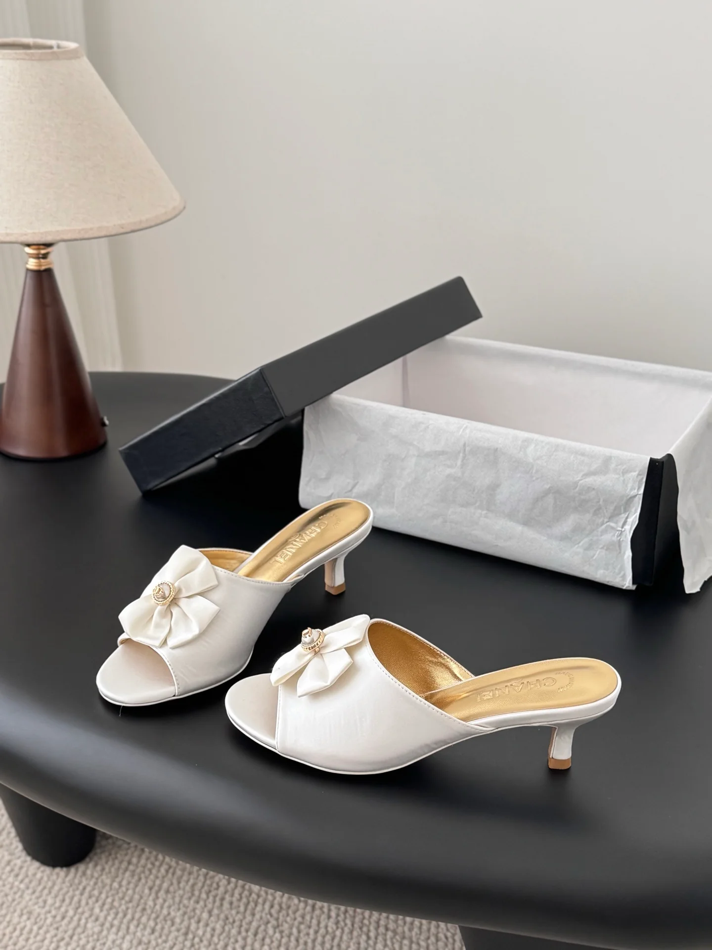 Chan 26ss kitten heel slides