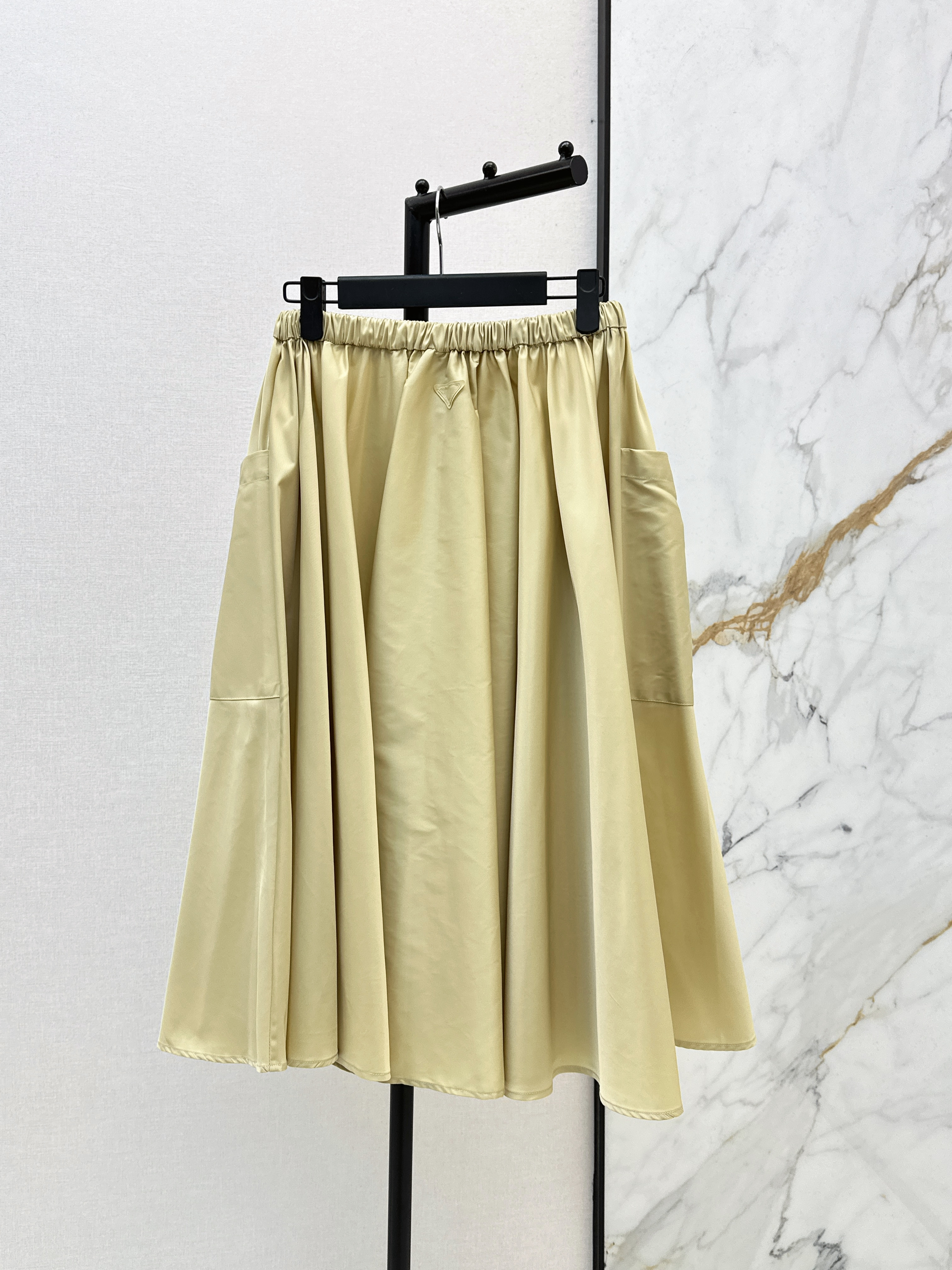 Pra 26ss pleated skirt