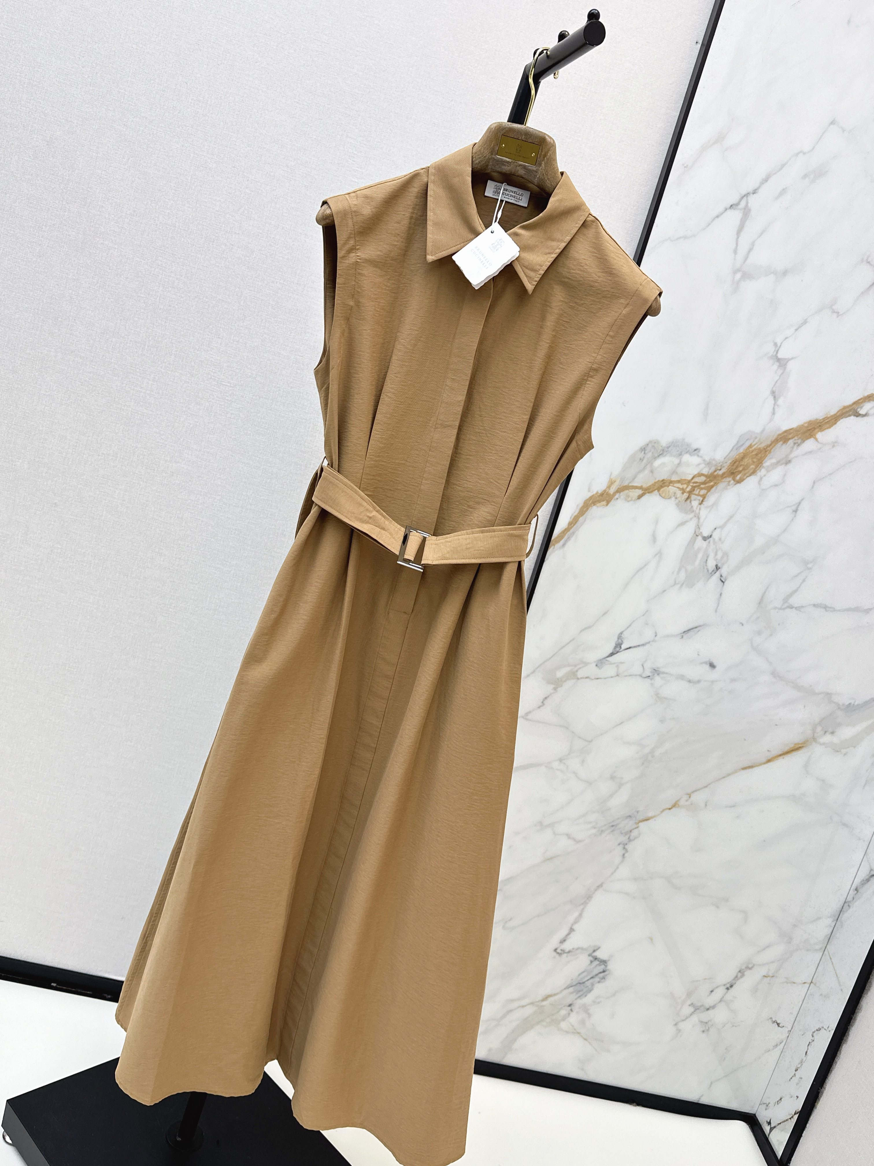 Brun 26ss sleeveless shirt dress