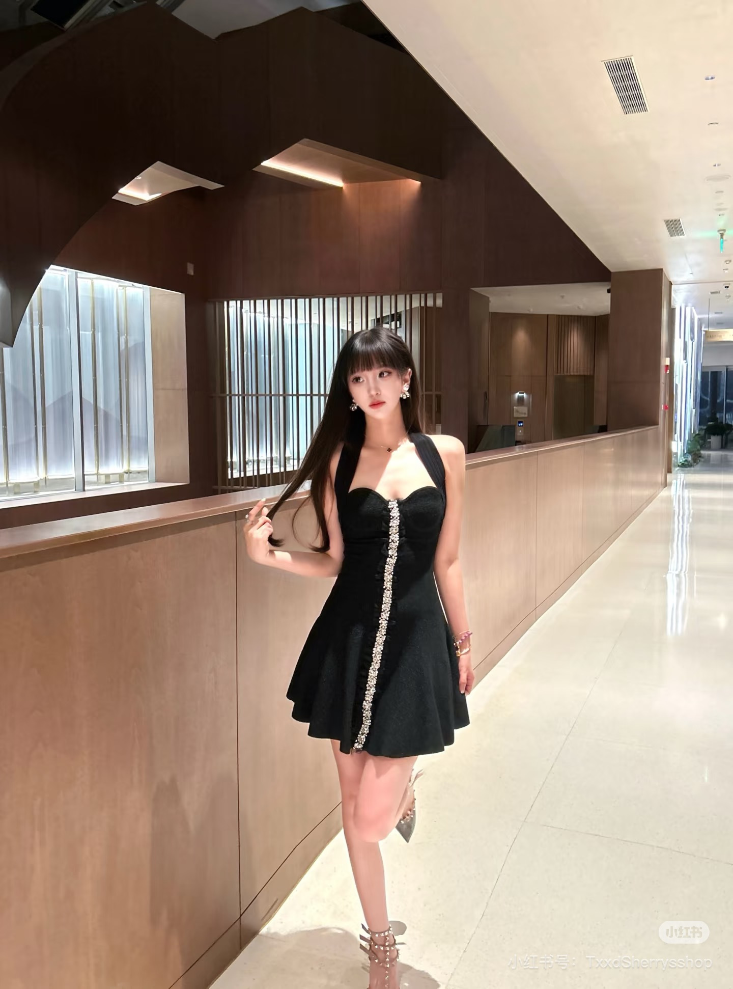 Bal 26ss halter knit beading dress